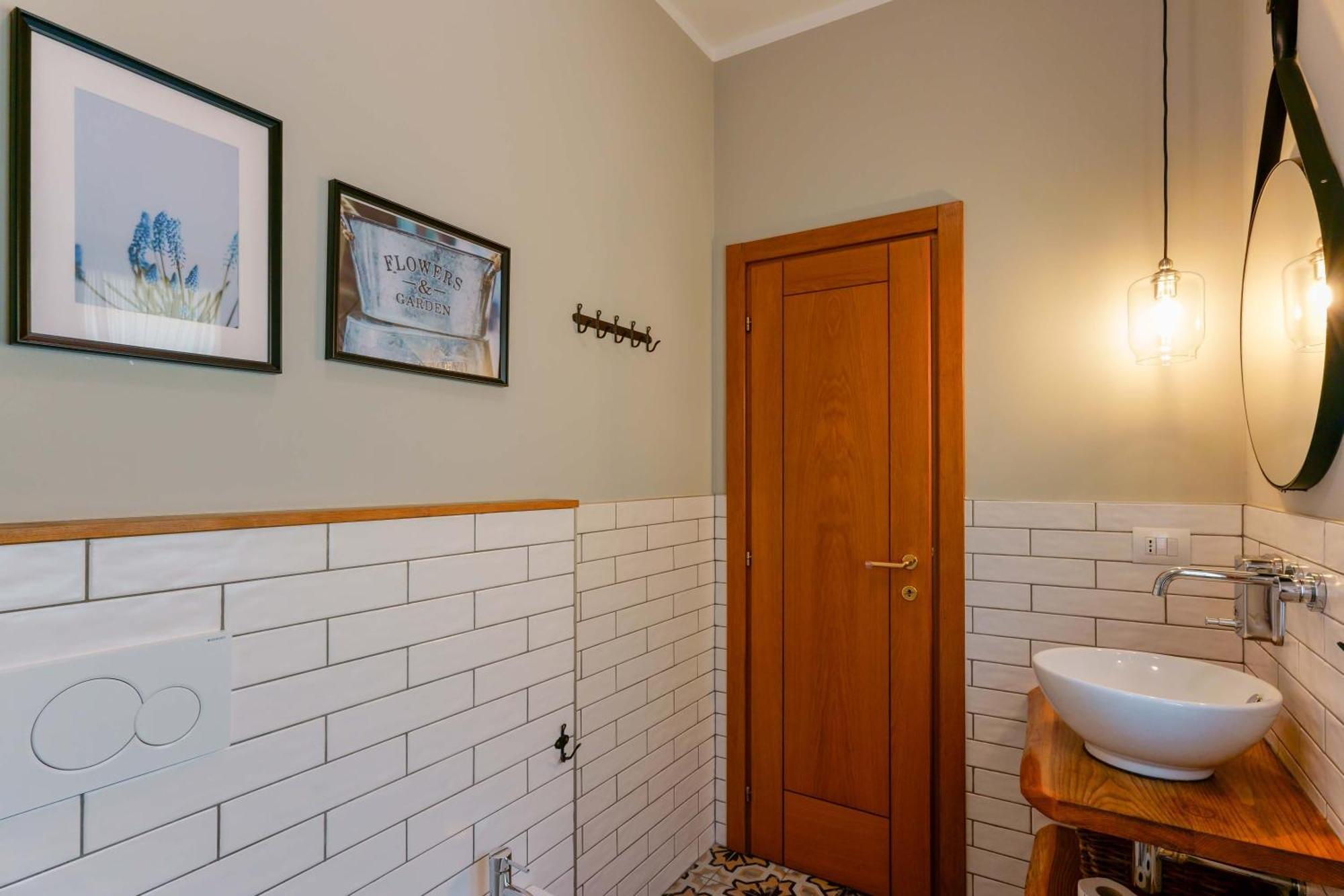 Double Room Private Bathroom