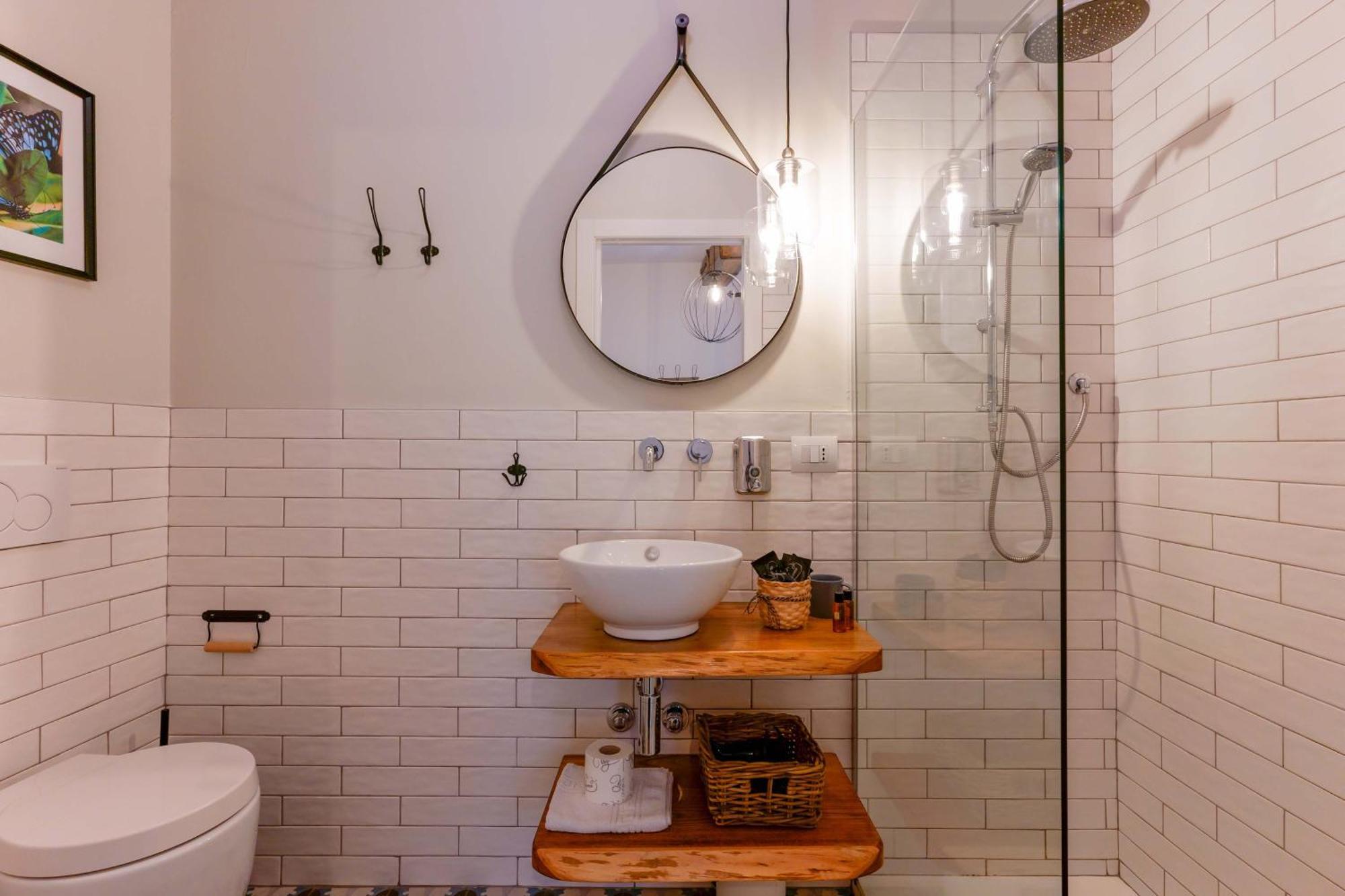 Double Room Private Bathroom