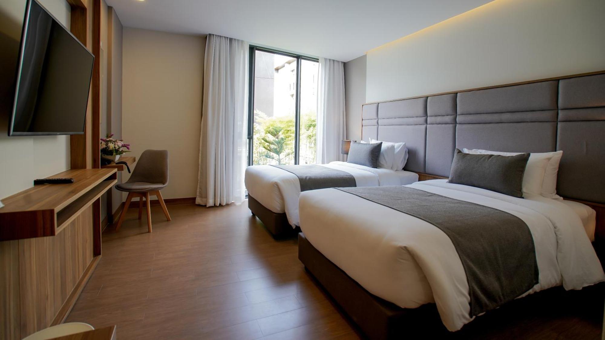 Twin Room Pool View