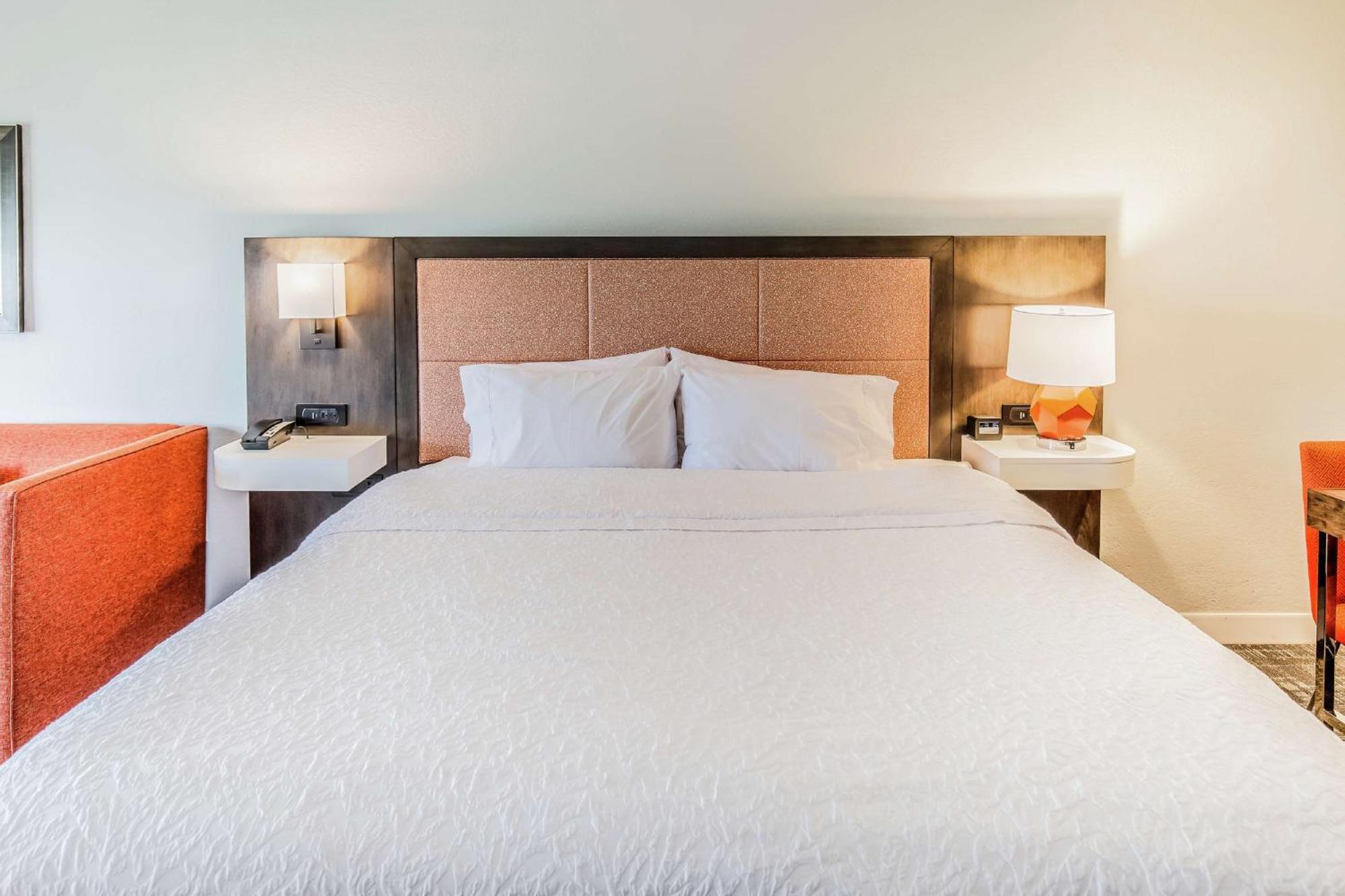 King Room Inland View,1551501517:JPEG