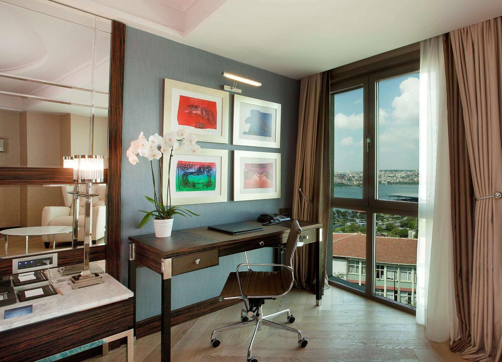 Executive Room Golden Horn View