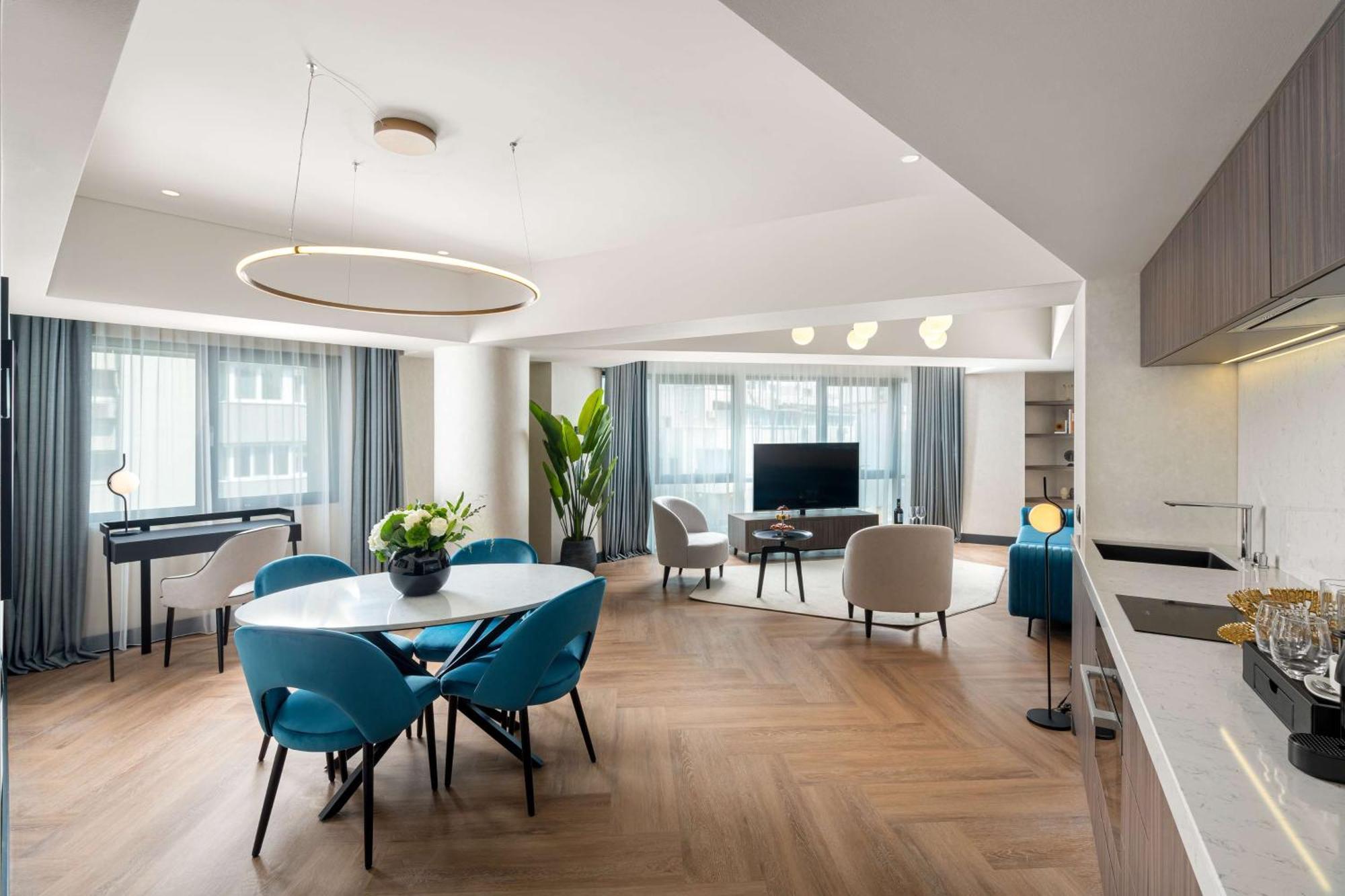 Executive King Suite with Lounge Access,1554488284:JPEG