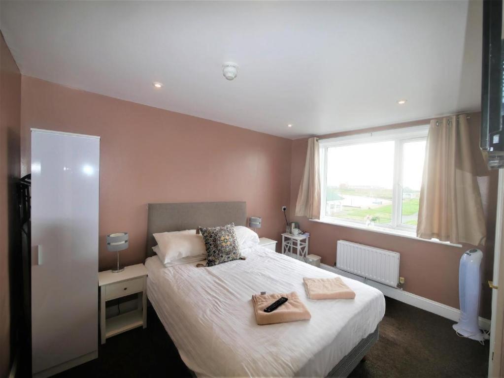 Double Room with En-Suite,1588052656:JPEG