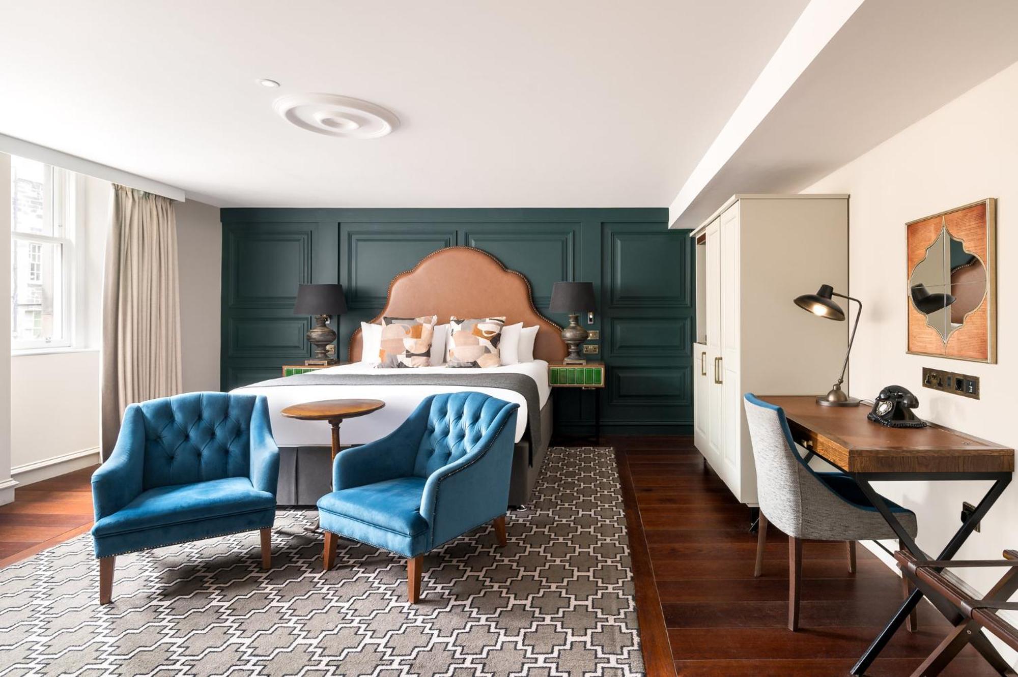 Premium King Room