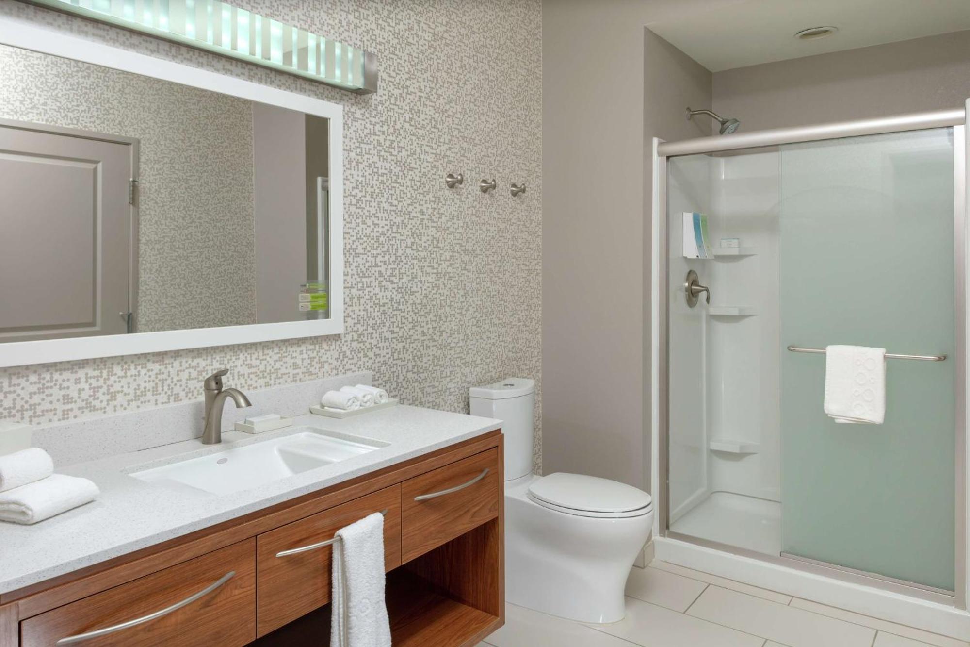 One-Bedroom King Suite Non-Smoking