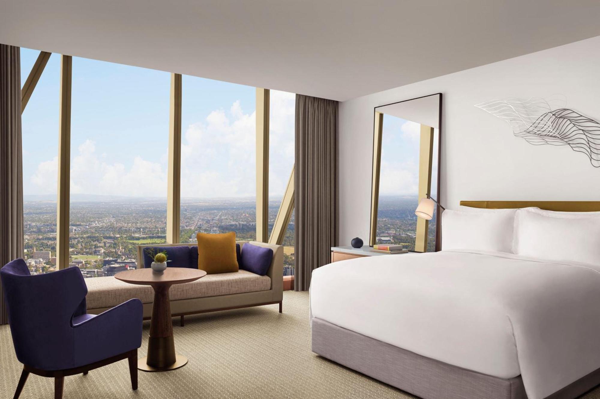 Club, City View, 1 King Bed, Half-Board, Club Access
