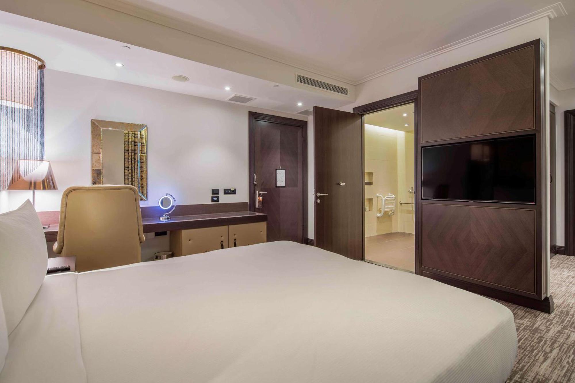 King Room Mobility Access