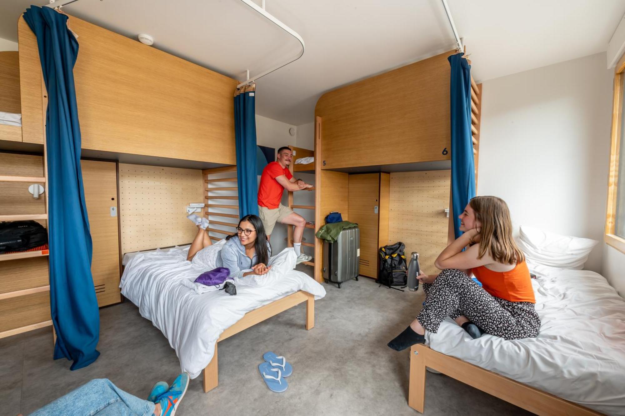 Single Bed 6-Bed Dormitory Room,1552886032:JPEG