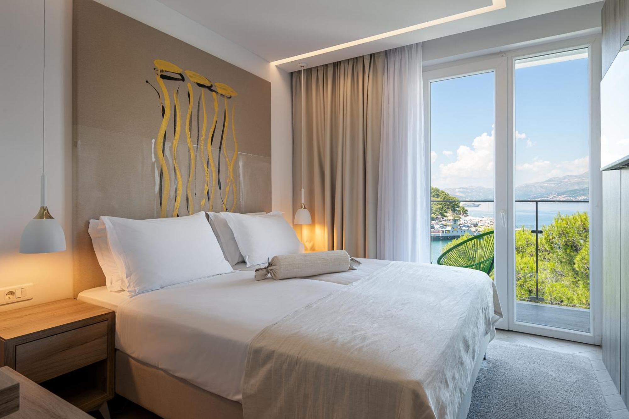 Classic Room Balcony Partial Sea View