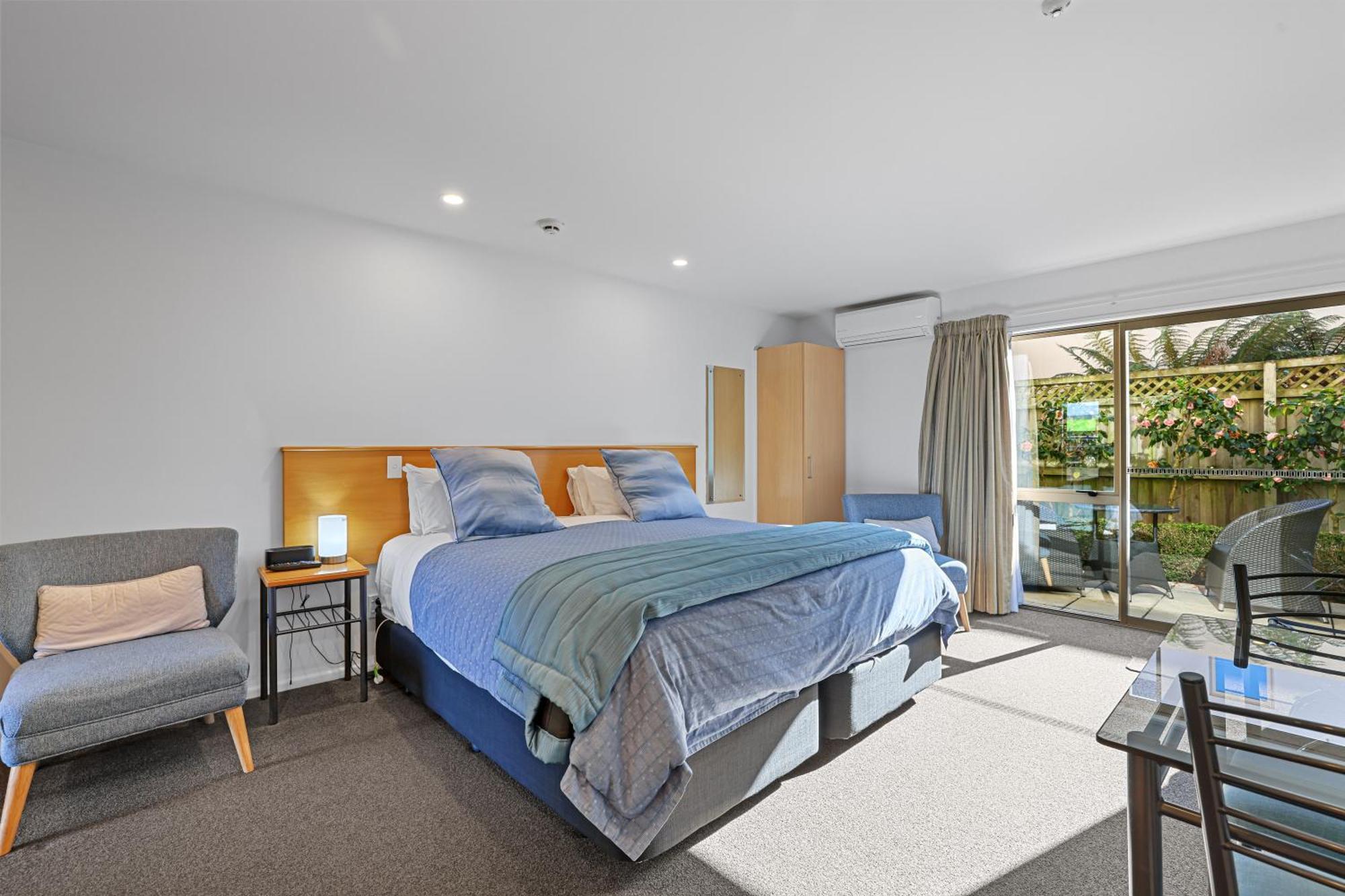 Kamer met Kingsize Bed