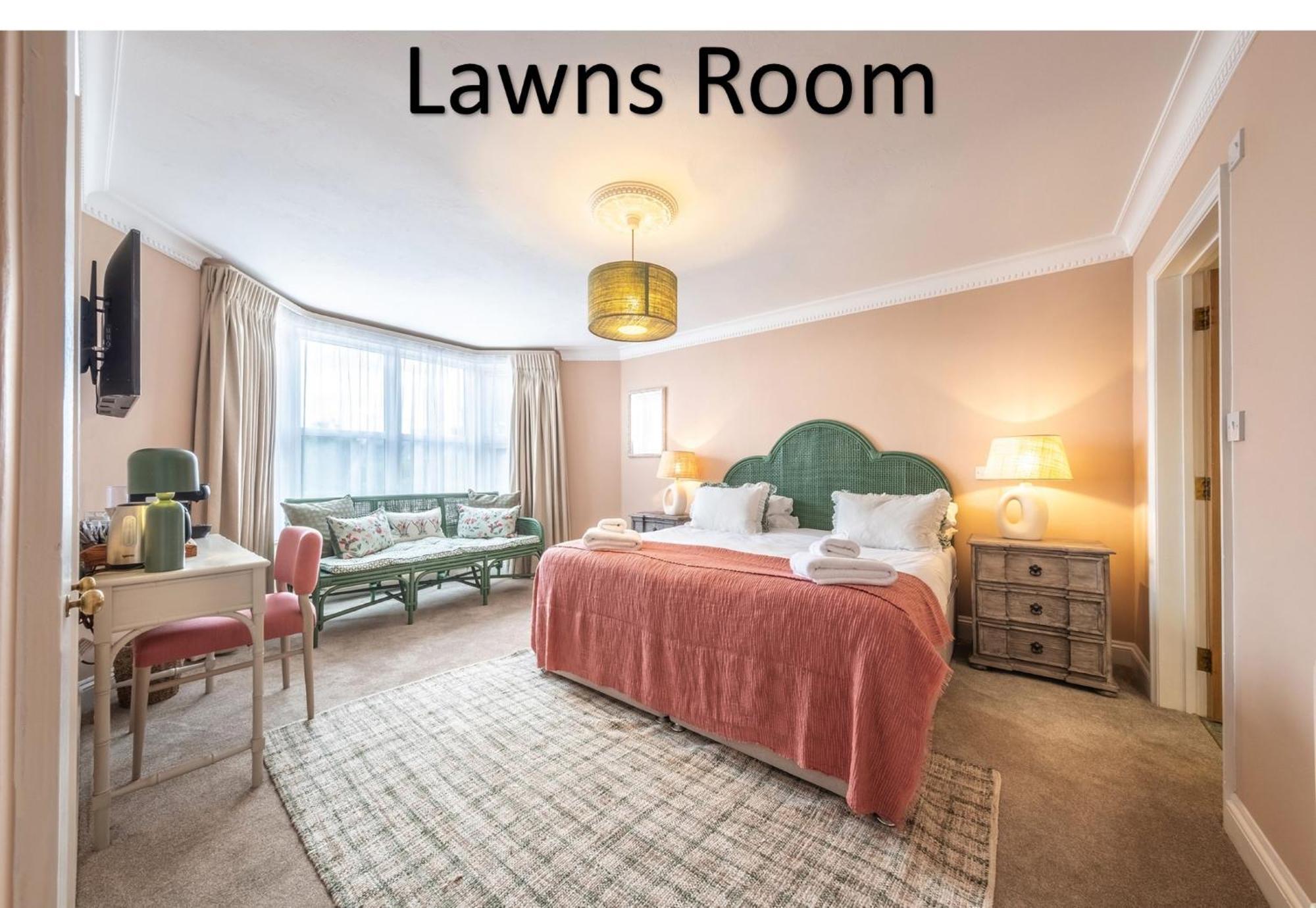 Deluxe King Room
