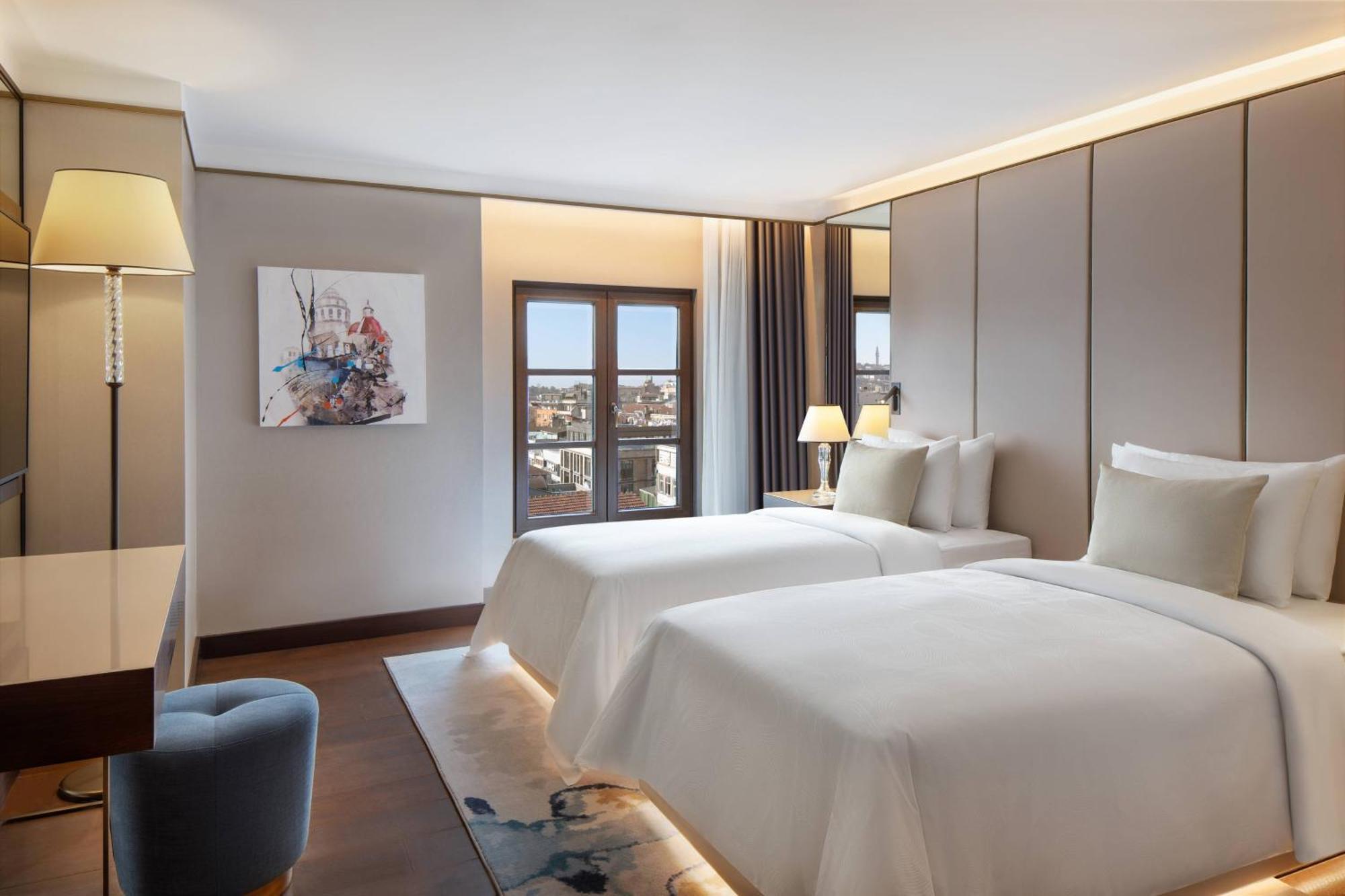 Deluxe Twin Room City View
