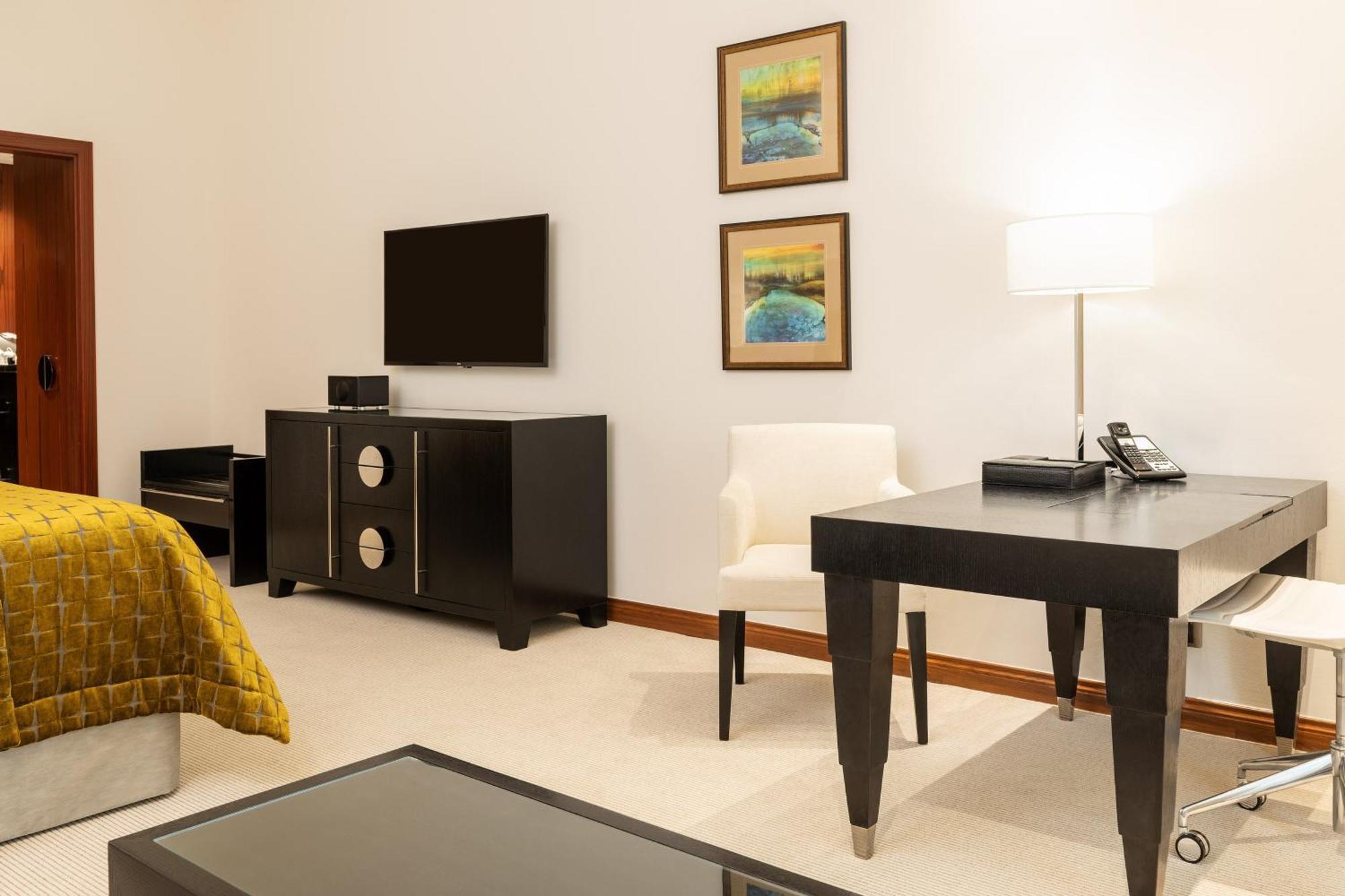 Premier Room Guest room Executive Lounge Access Afternoon Tea & Happy Hour Complimentary Resort Beach & Pool Access Airport Transfer from Dubai Airport 1 King