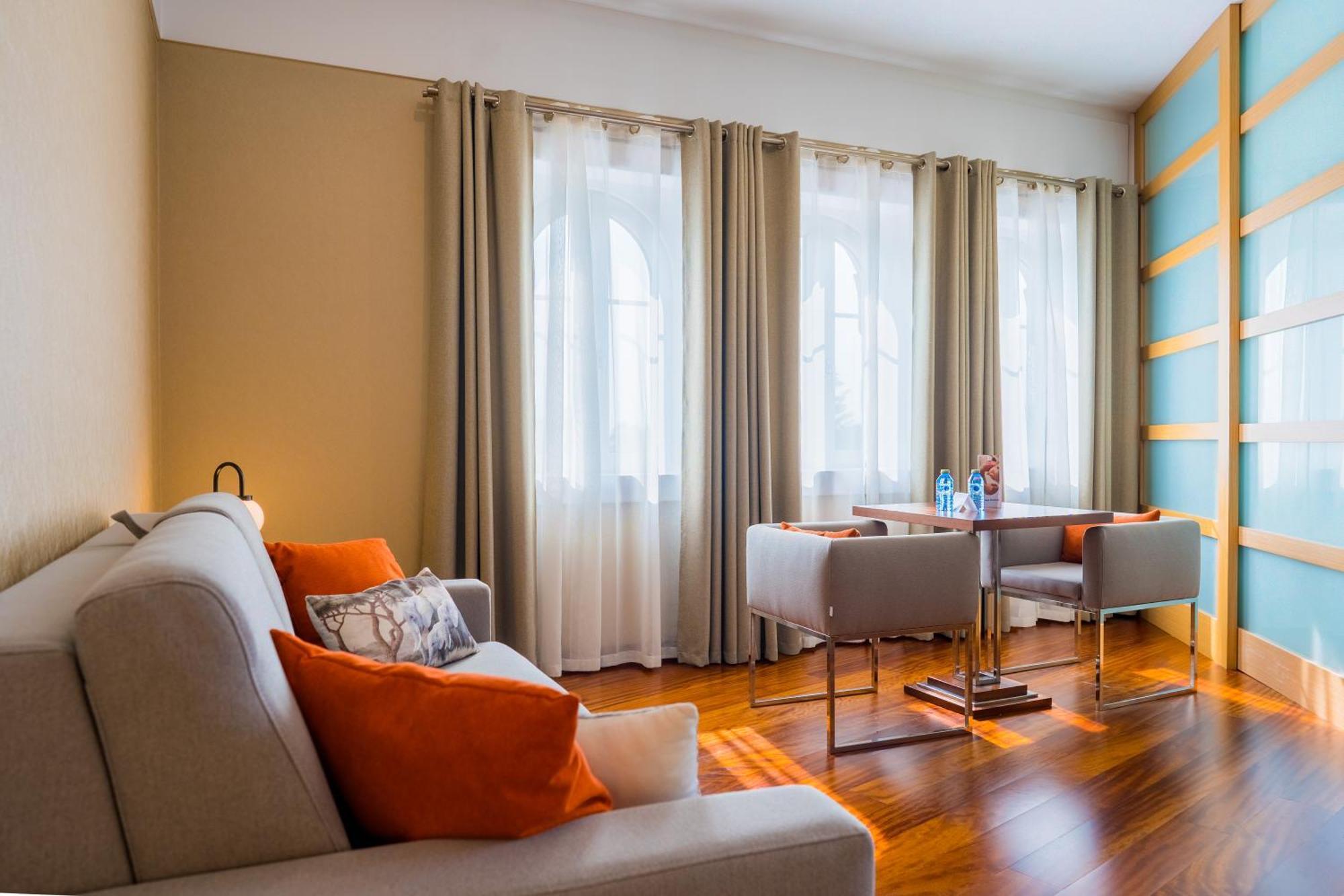 Junior Suite City View