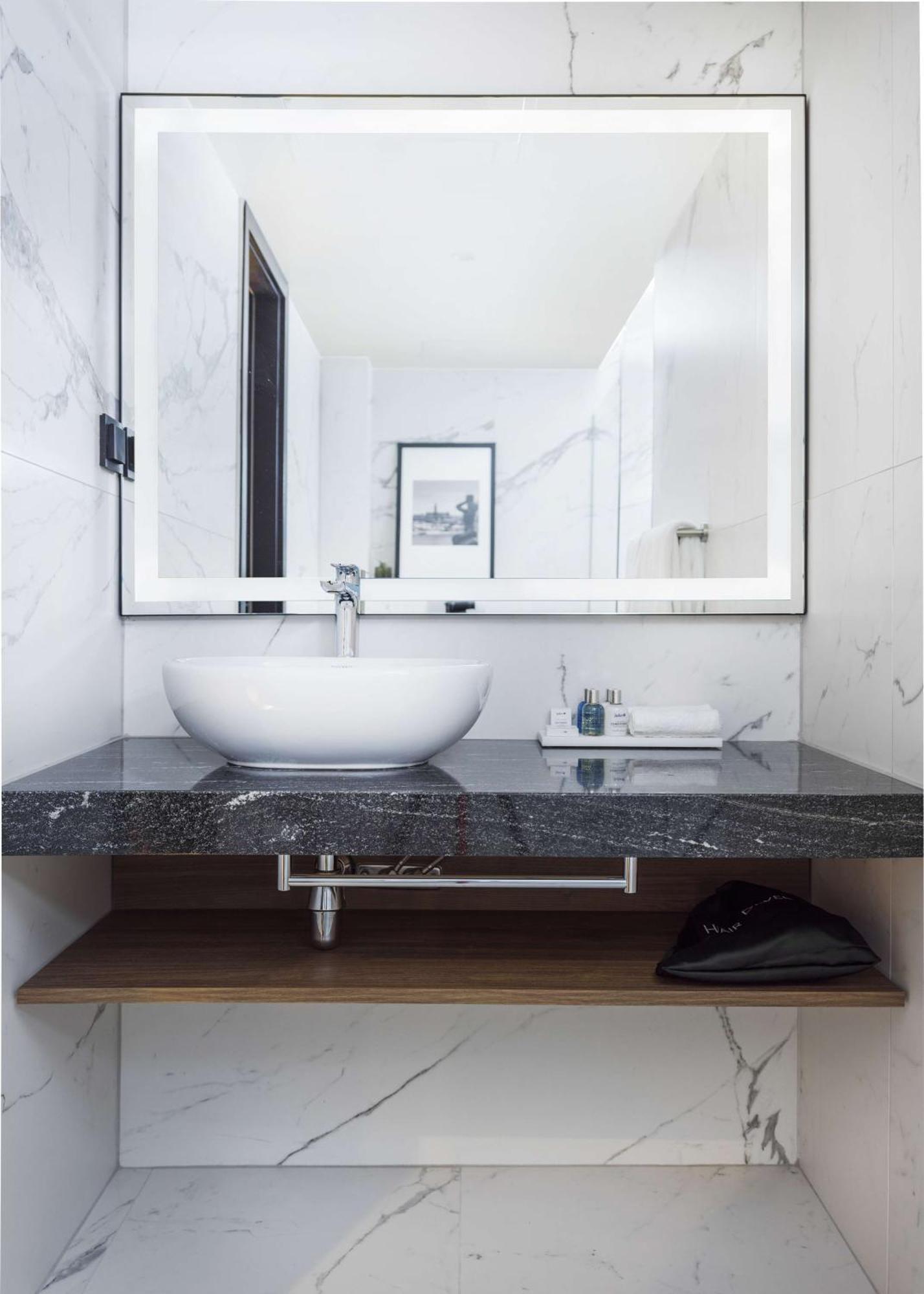Net Zero Premium Room