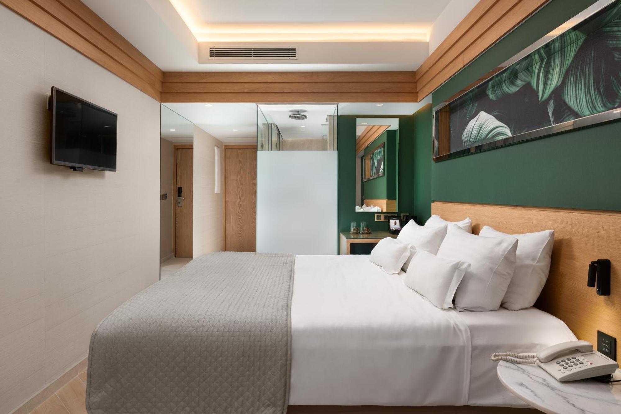 Double or Twin Room,1588041990:JPEG