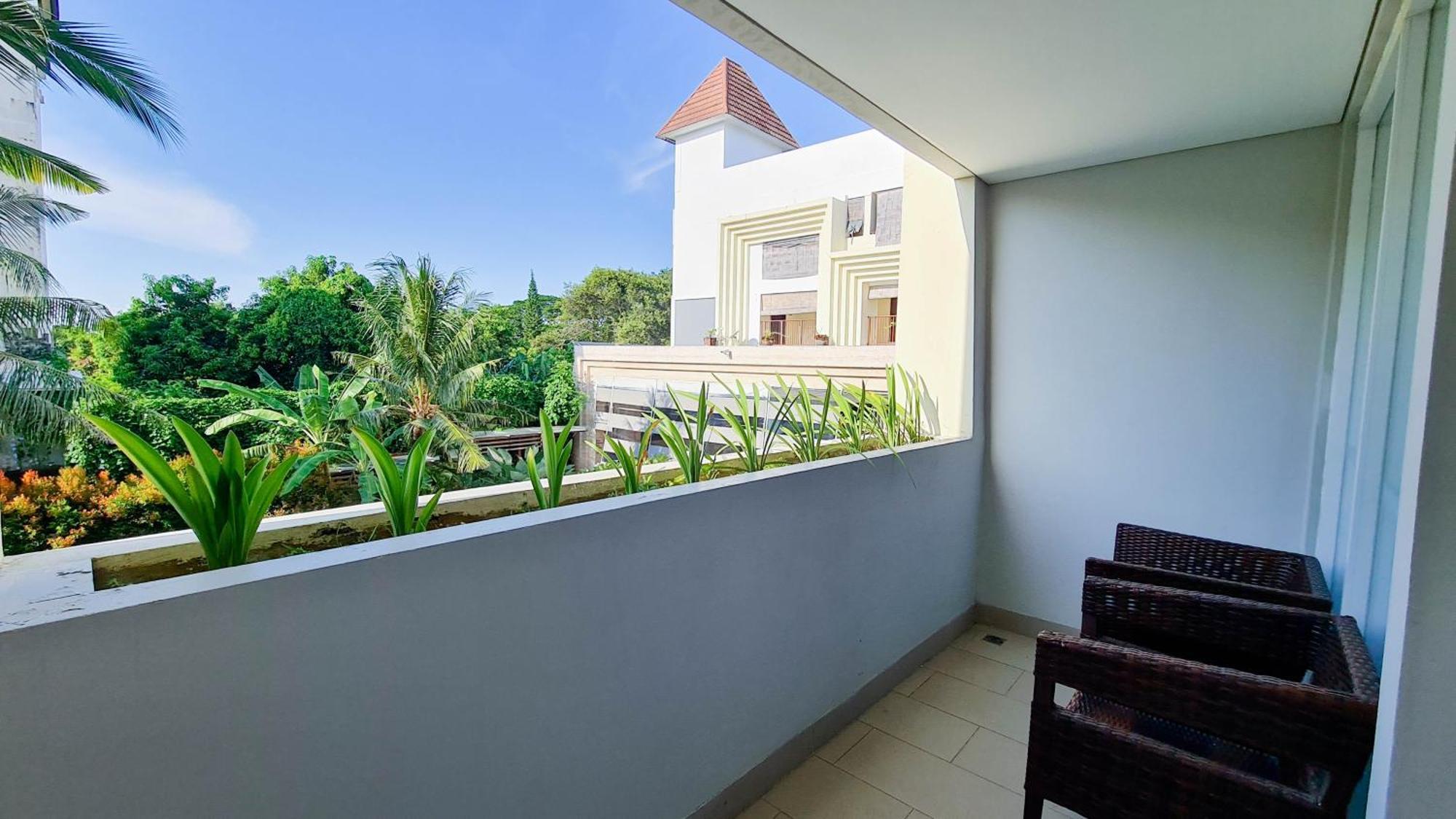 Quarto Twin Deluxe com Vista da Piscina