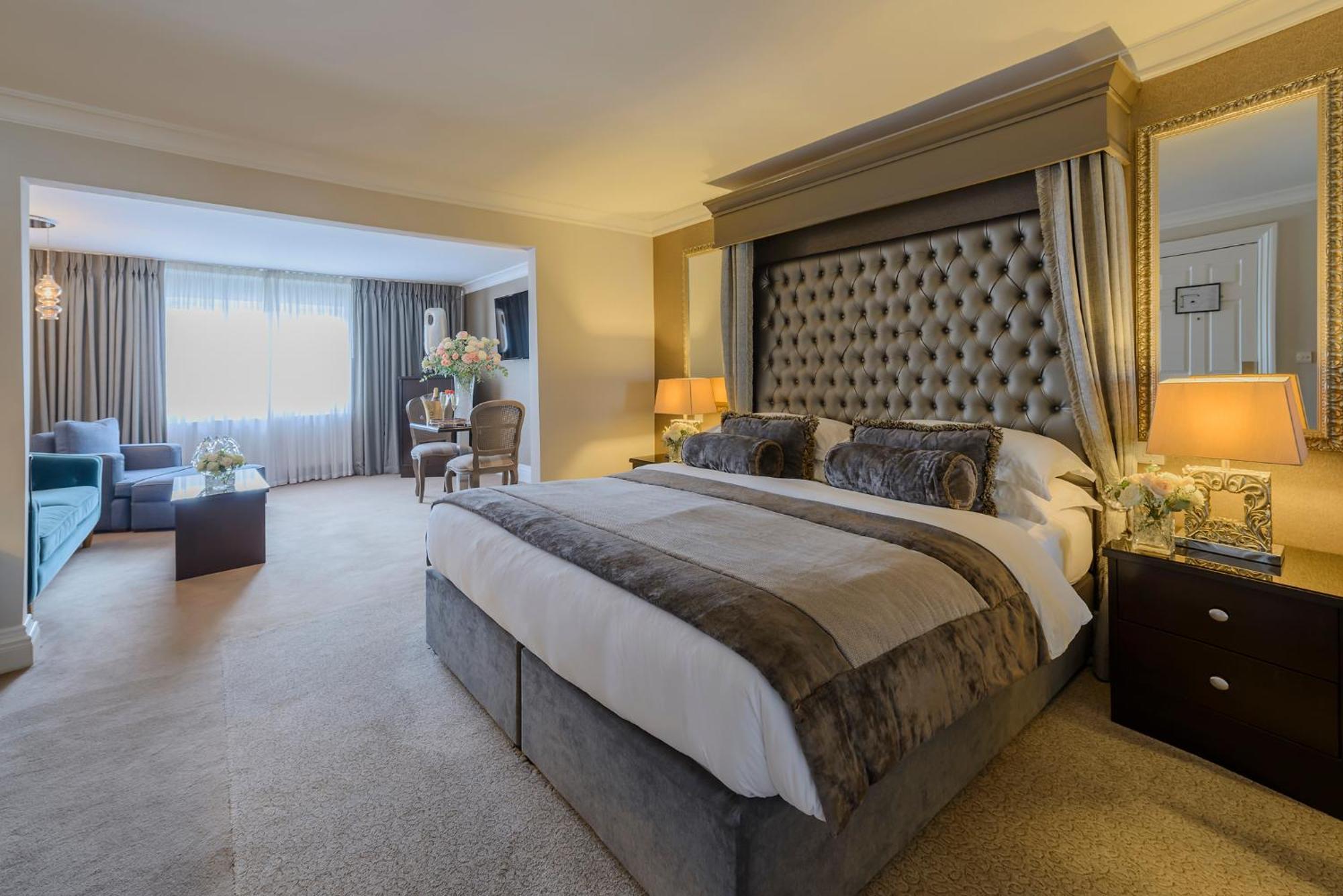 Deluxe Suite,1554043762:JPEG