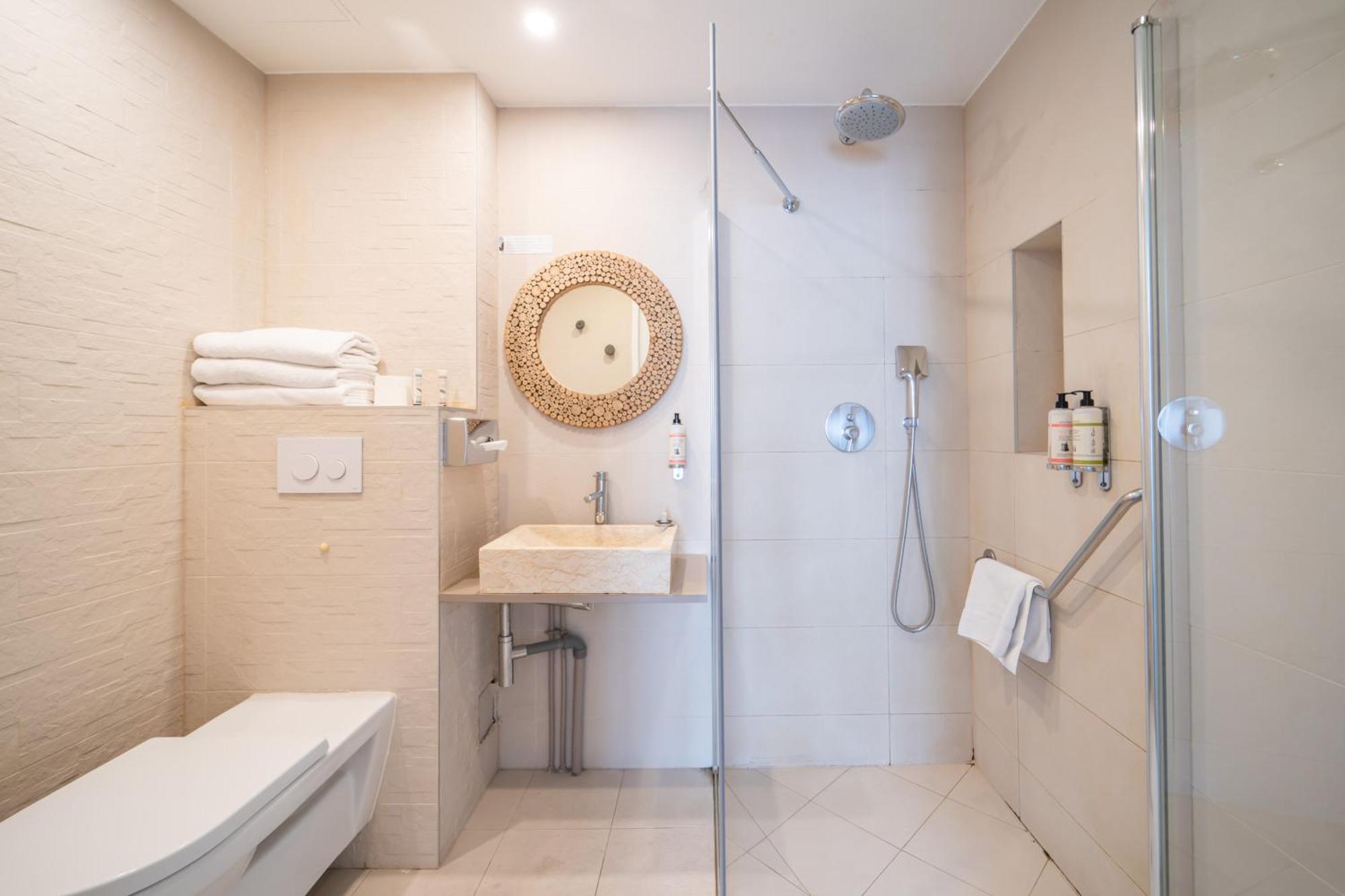 Suite Grand lit double lit simple