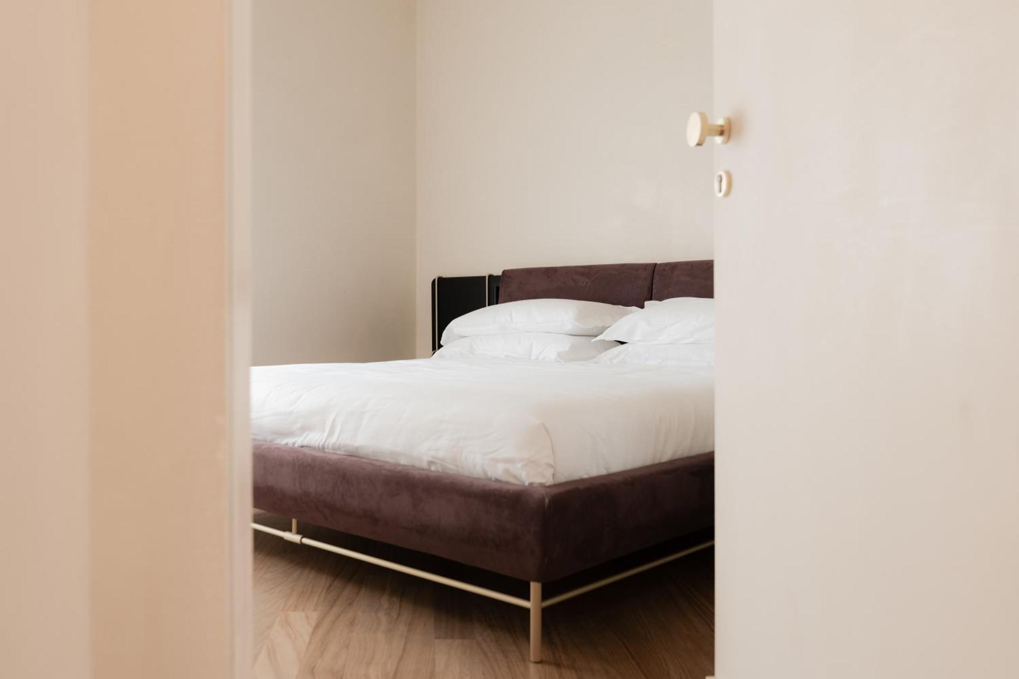 Double Room Private Bathroom