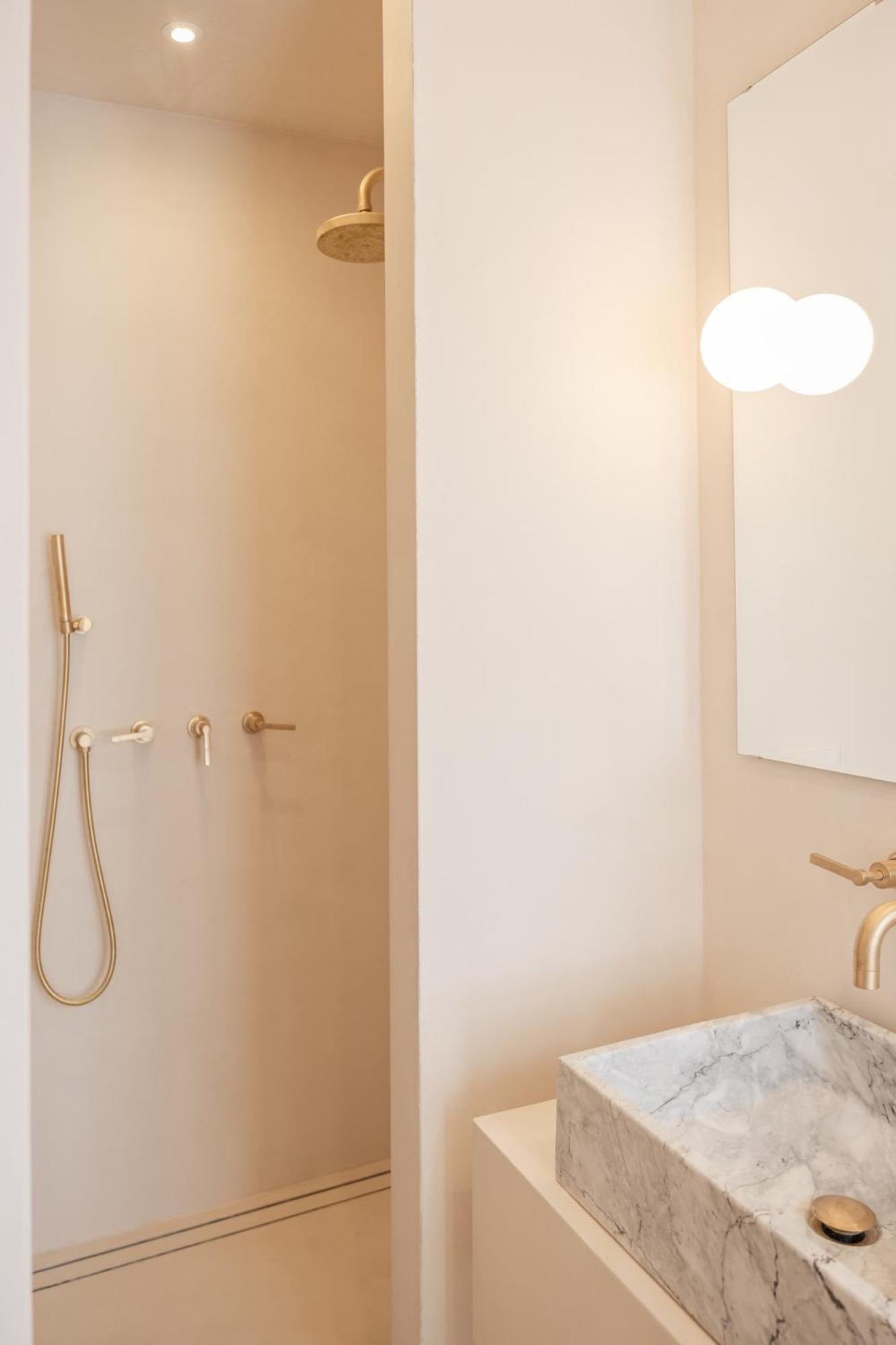 Camera Matrimoniale con Bagno Privato
