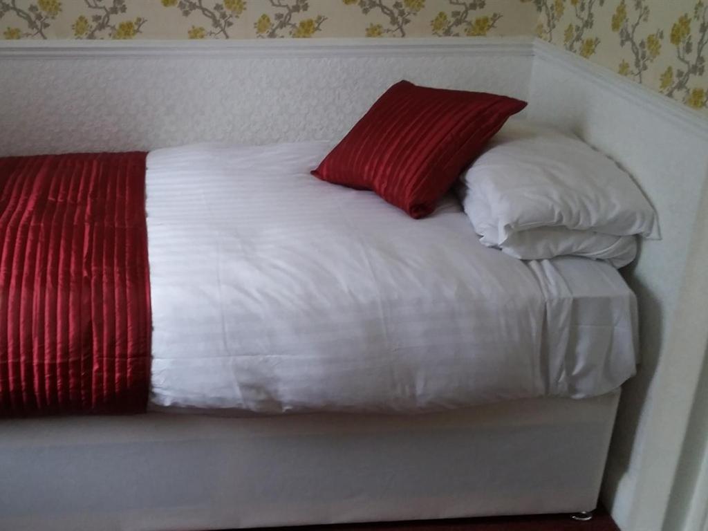Single Room,1588050387:JPEG