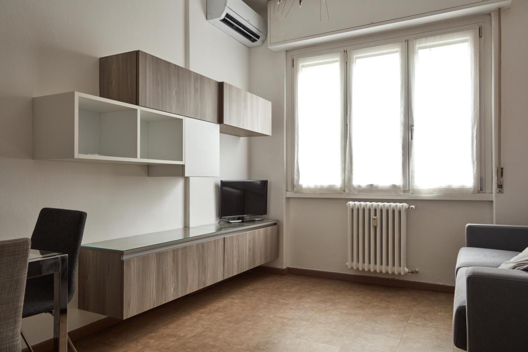 One-Bedroom Apartment Annex,1554461719:JPEG