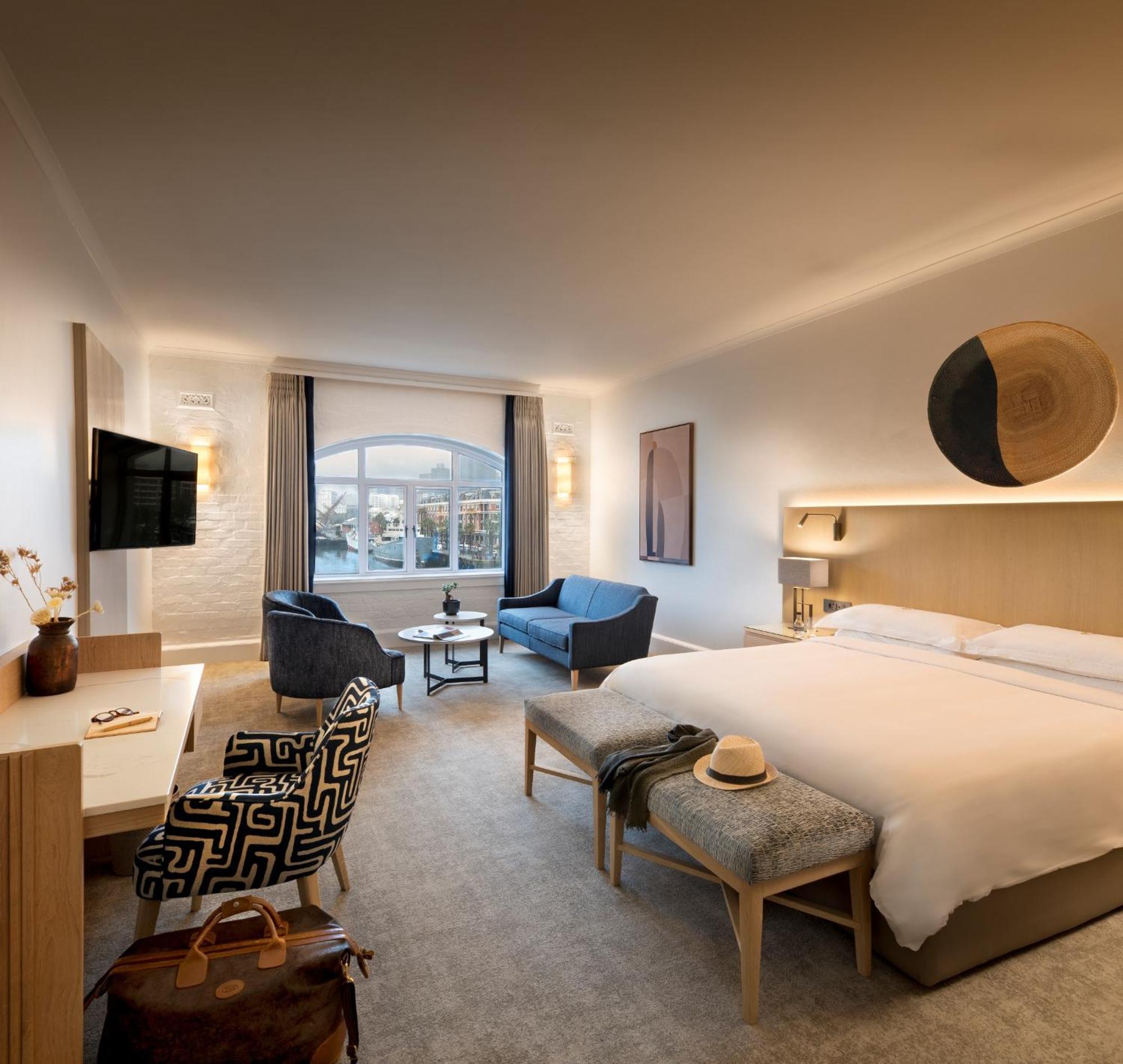 Superior Double Room Mountain Harbour View