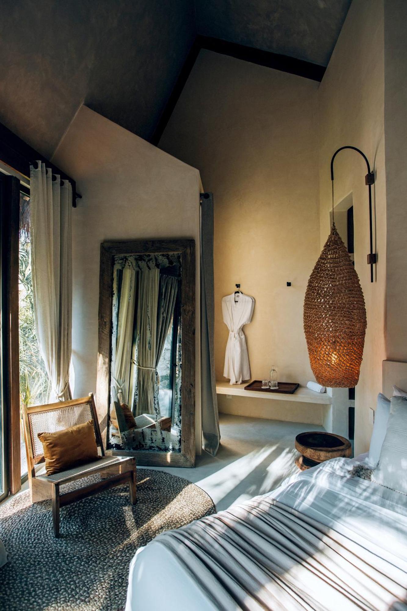 Deluxe Muare Suite