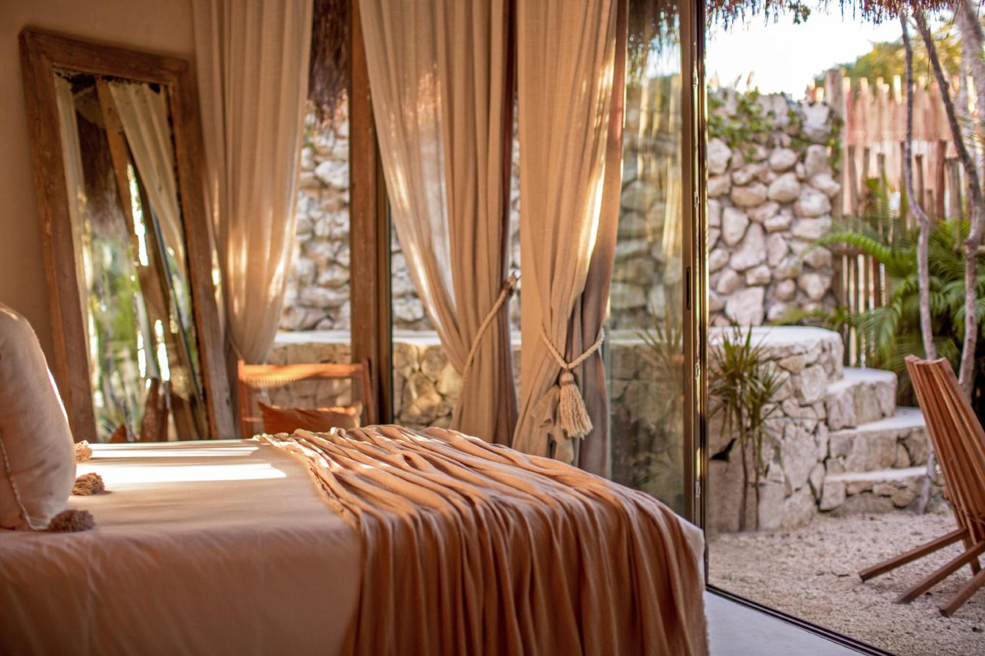 Deluxe Moon Suite