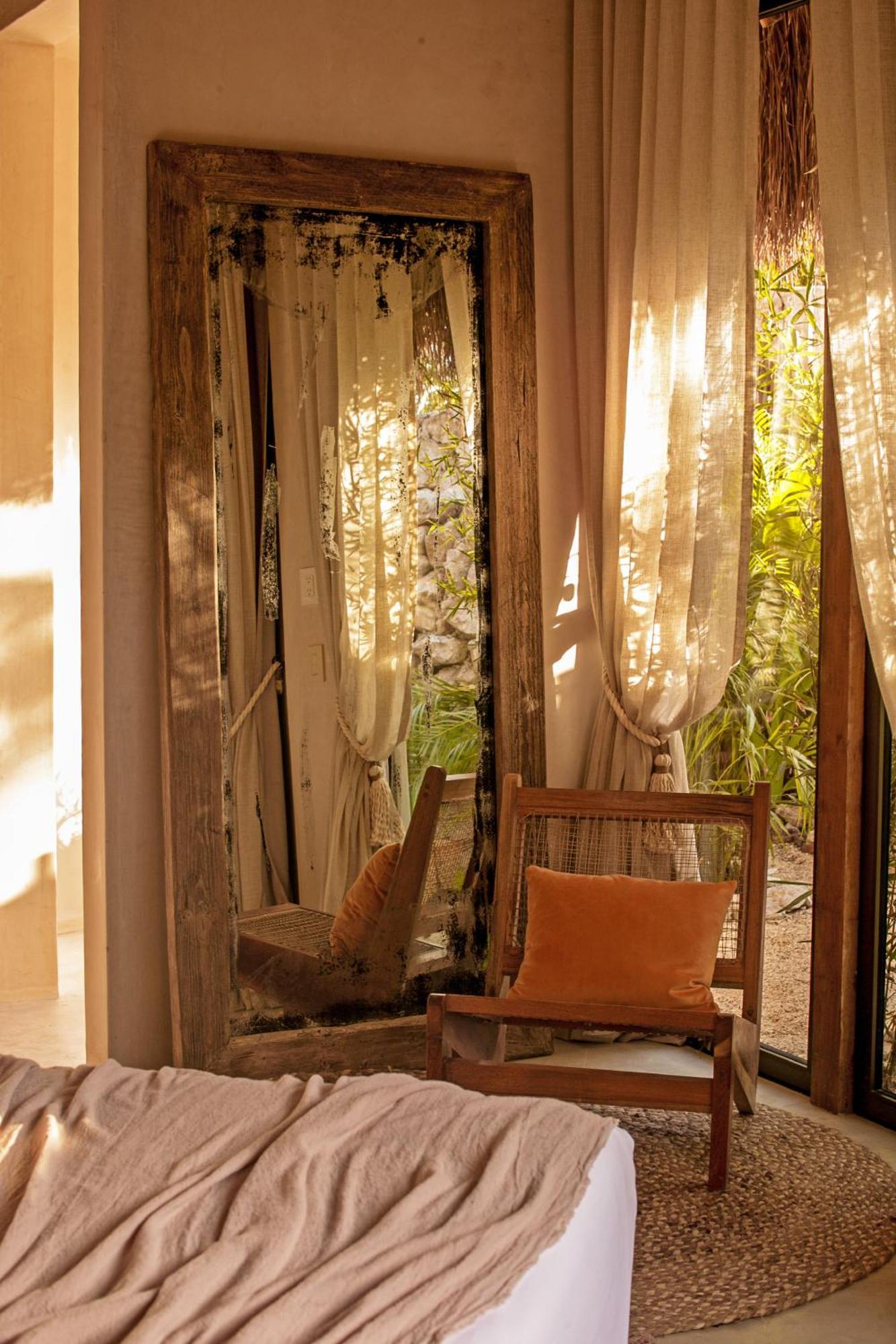 Deluxe Moon Suite