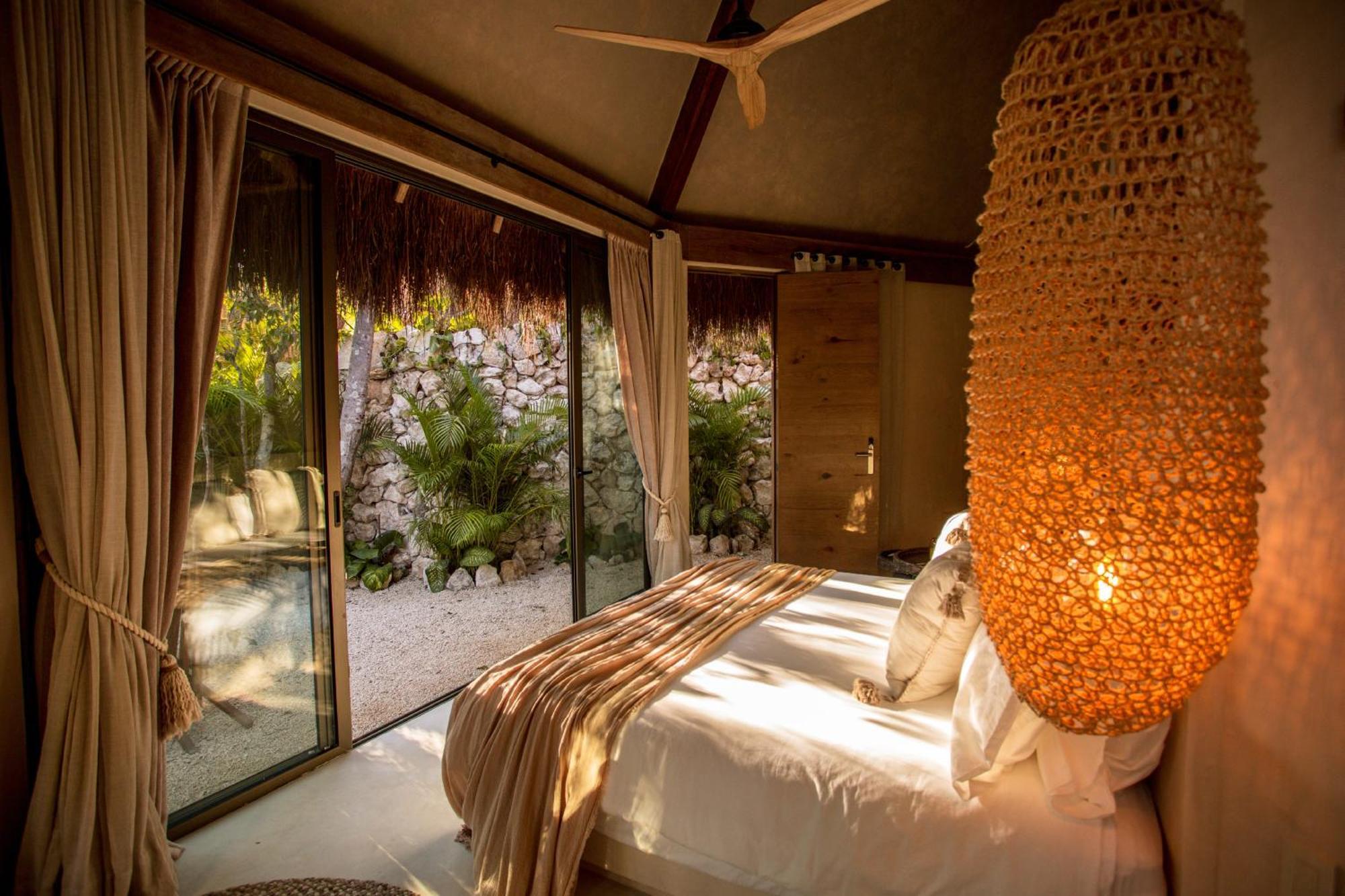 Deluxe Moon Suite