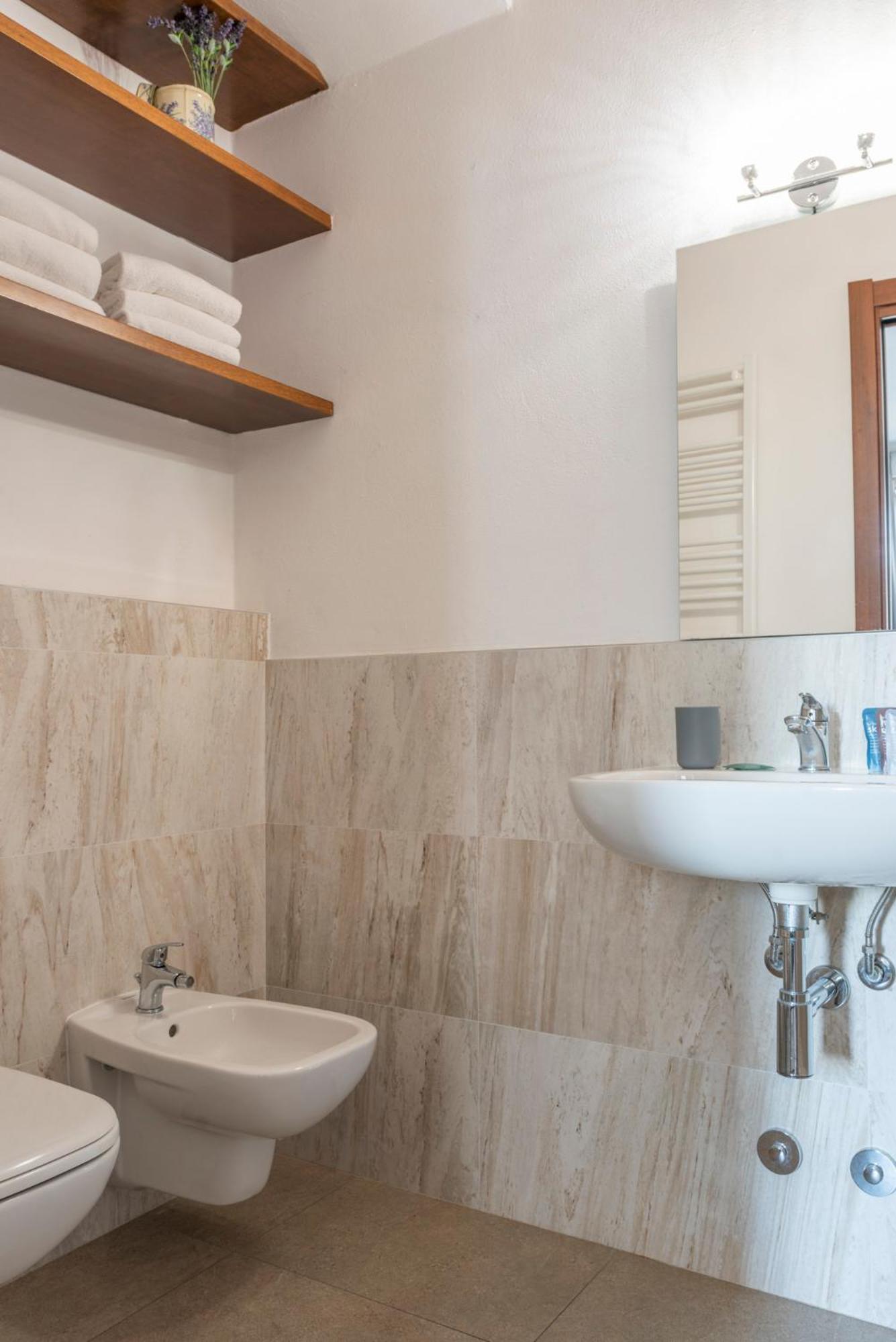 Triple Room Private Bathroom