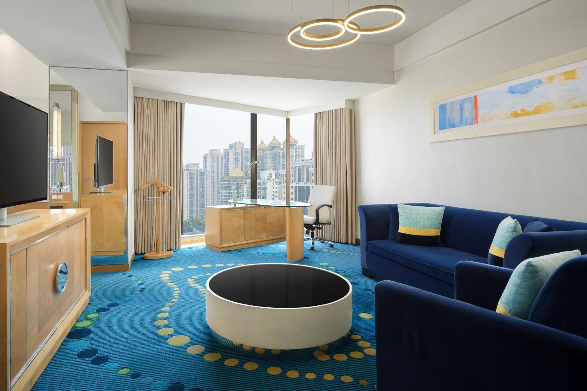 Yu Garden View Club Suite