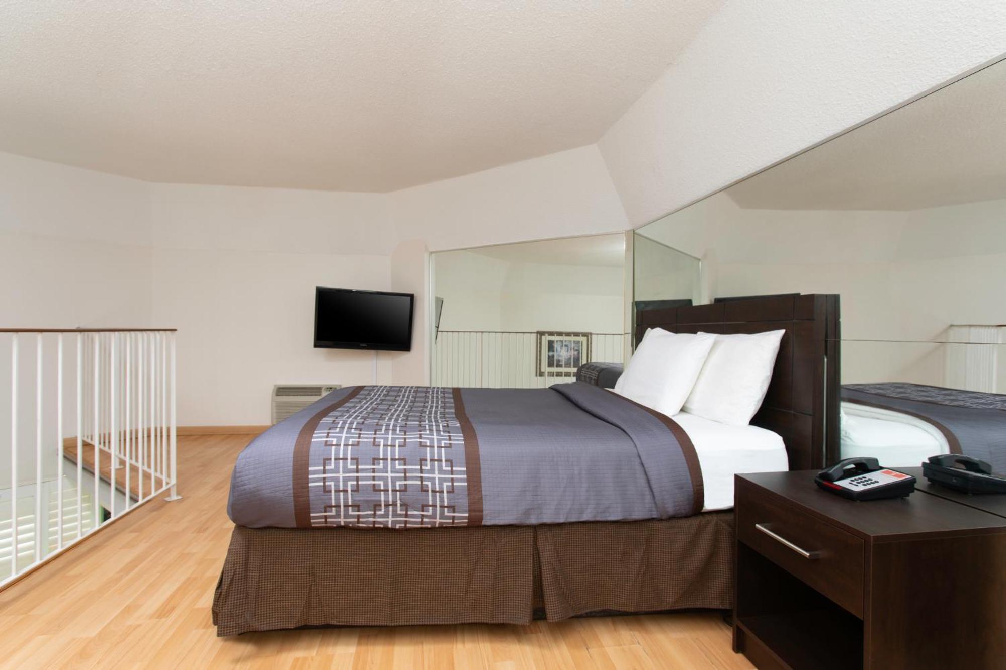 Two Floor Castle Suite