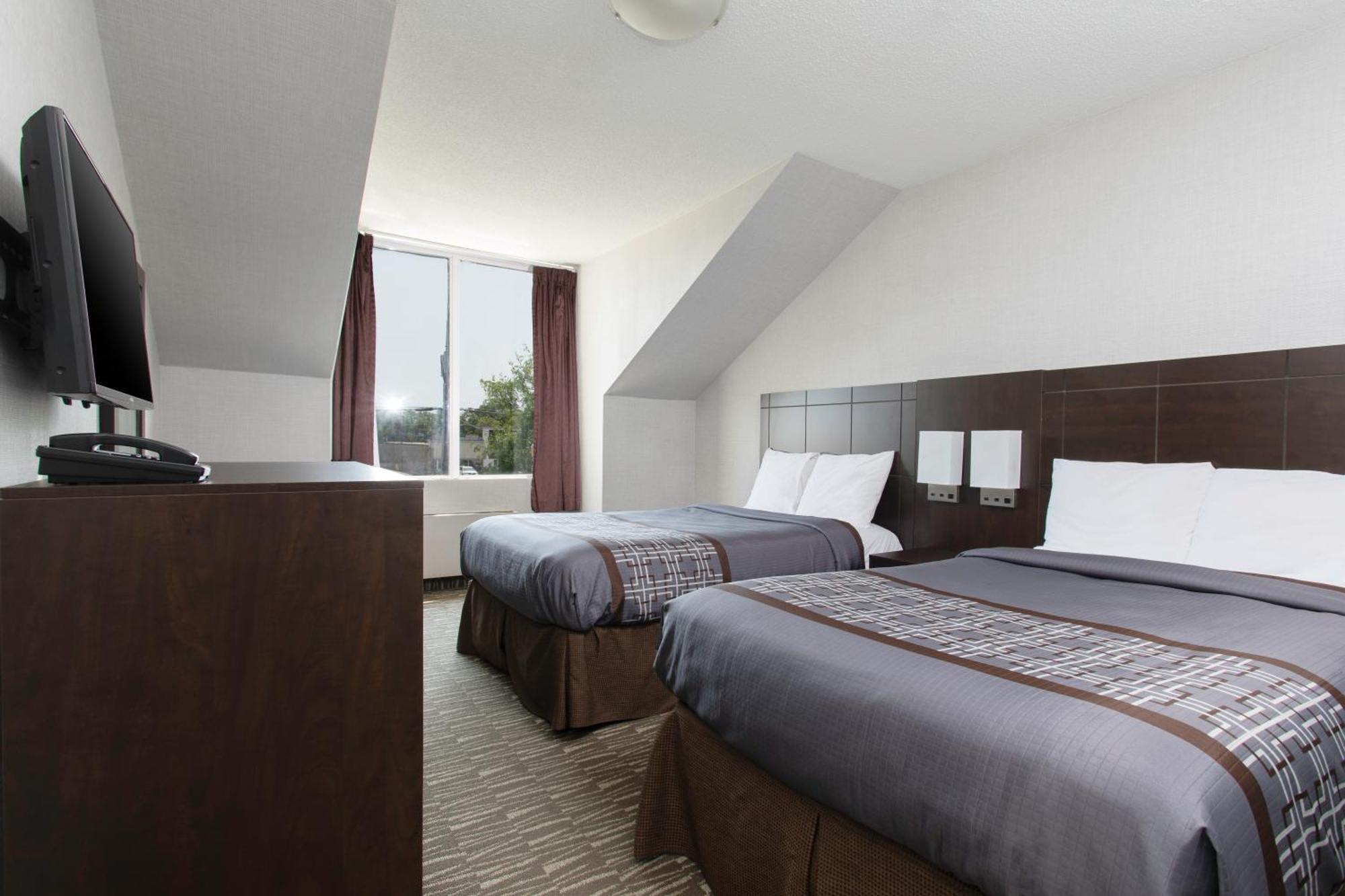 Double Room Two Double Beds Non-Smoking