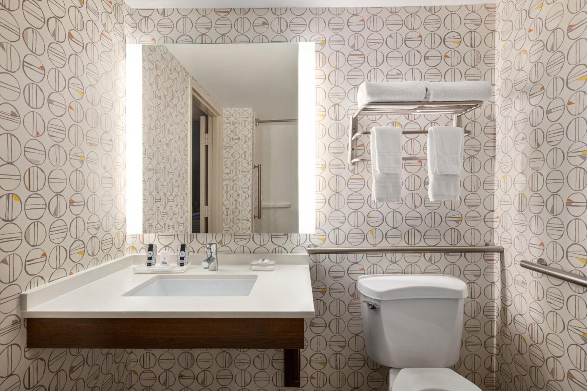 King Room Mobility Access or Hearing Accessible