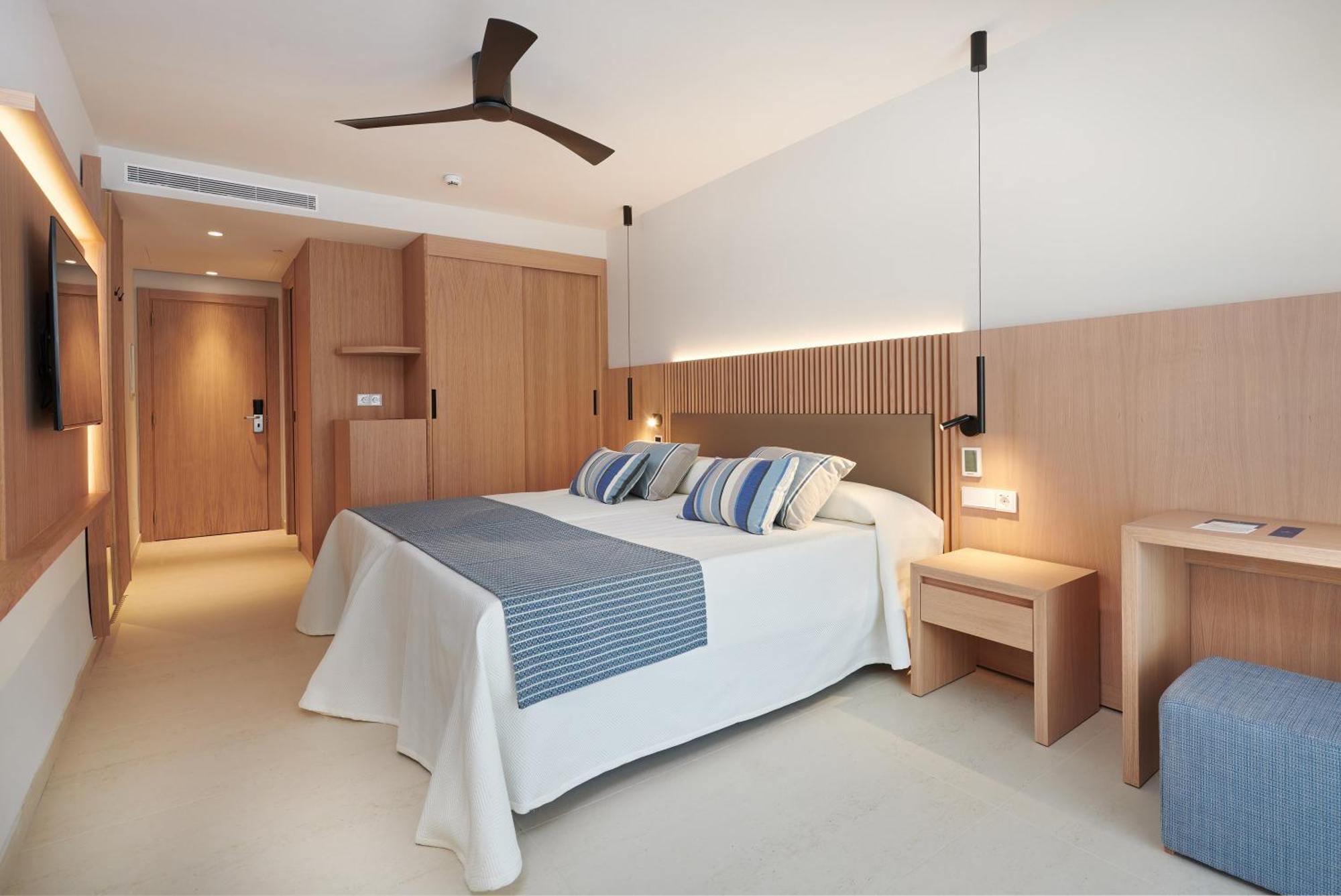 Double or Twin Room,1556928844:JPEG