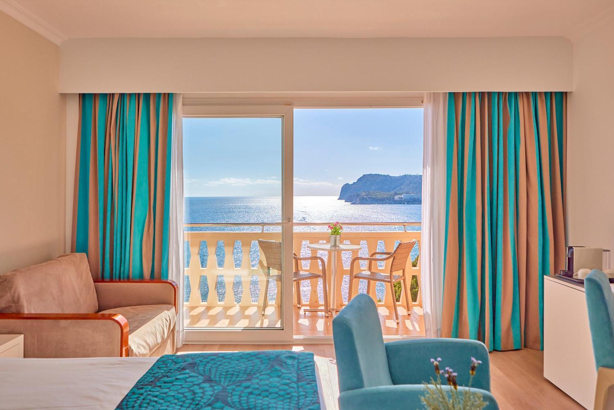 Superior Twin Room Sea View