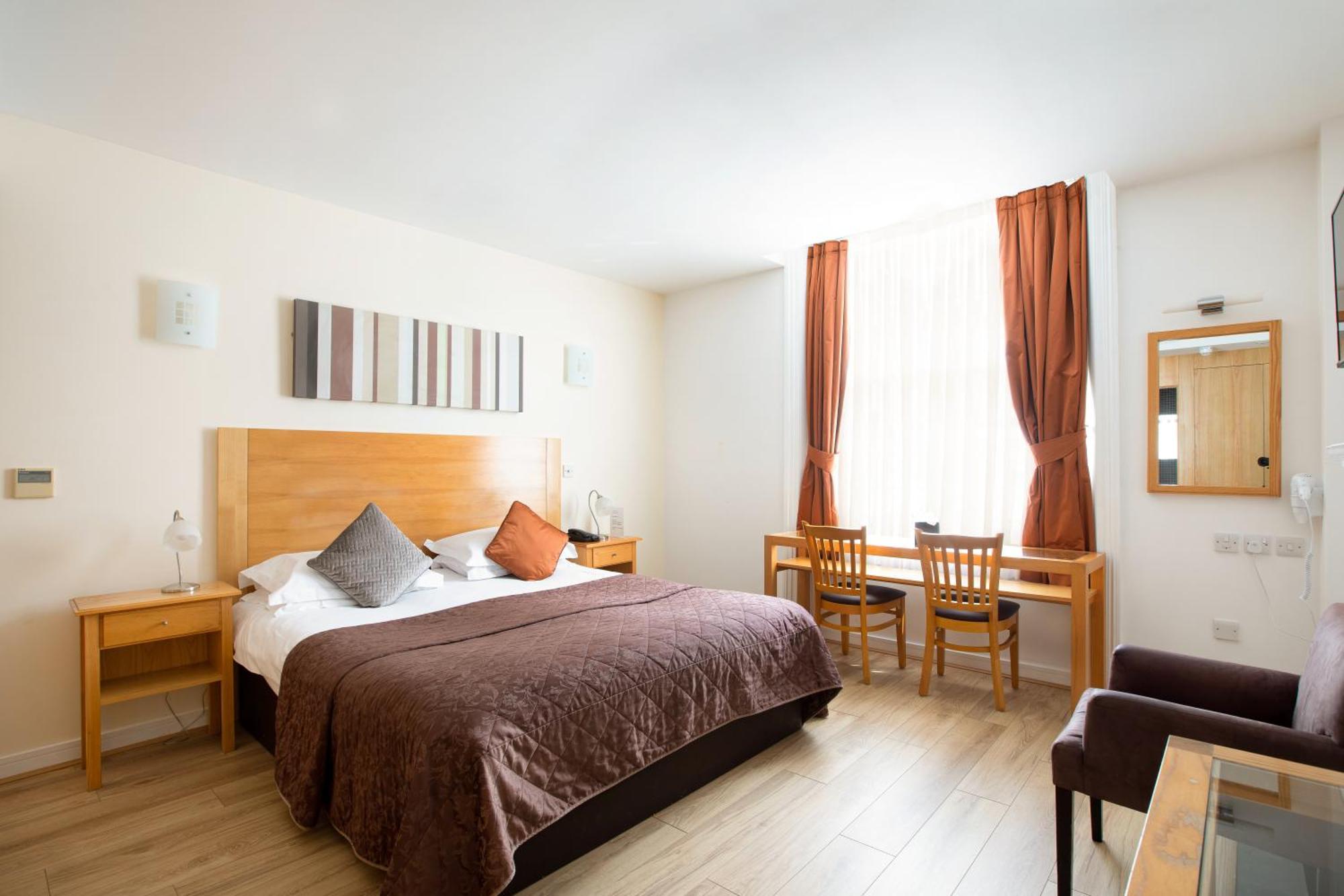 Executive Studio Suite