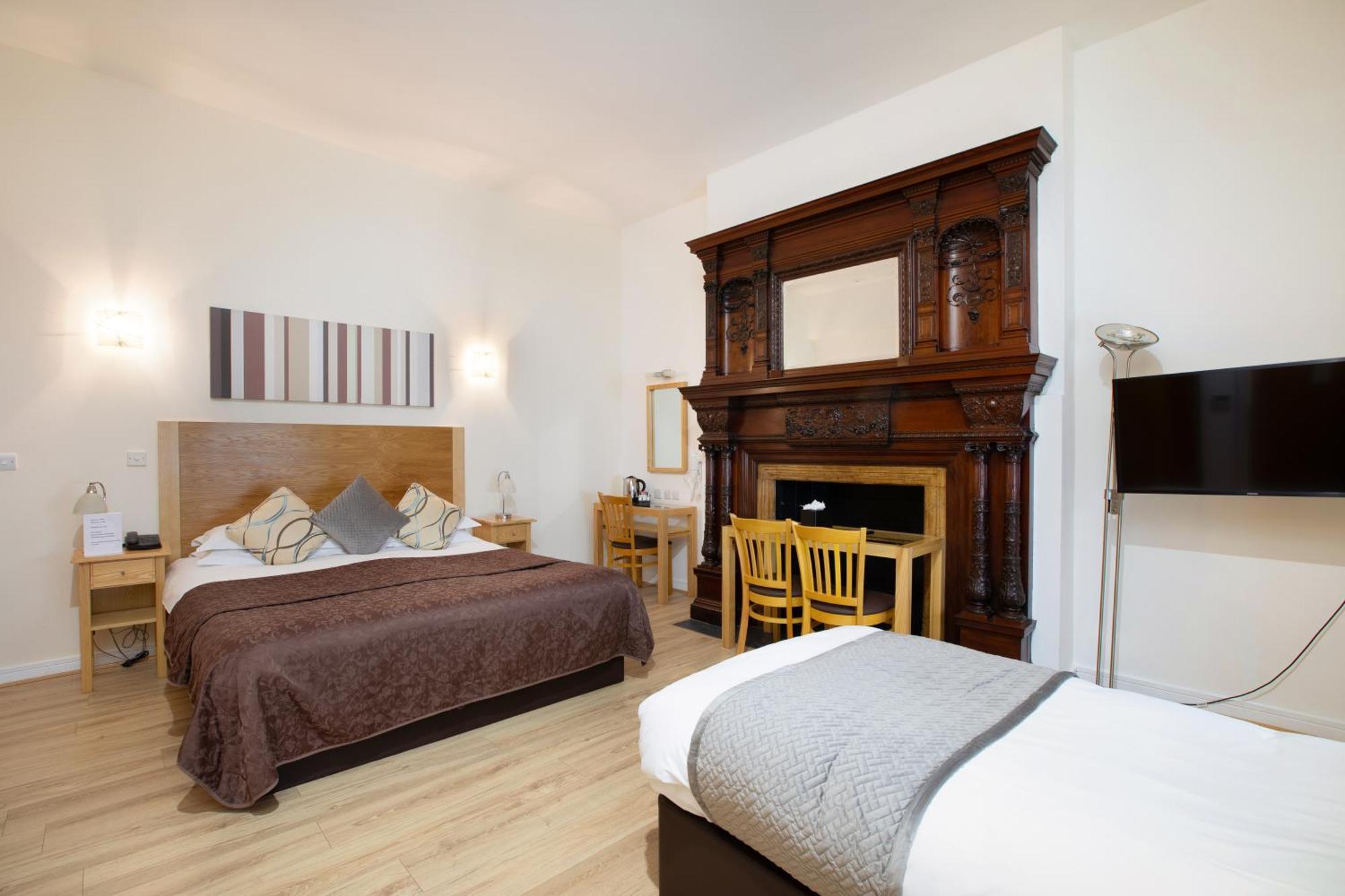 Executive Deluxe Studio Suite