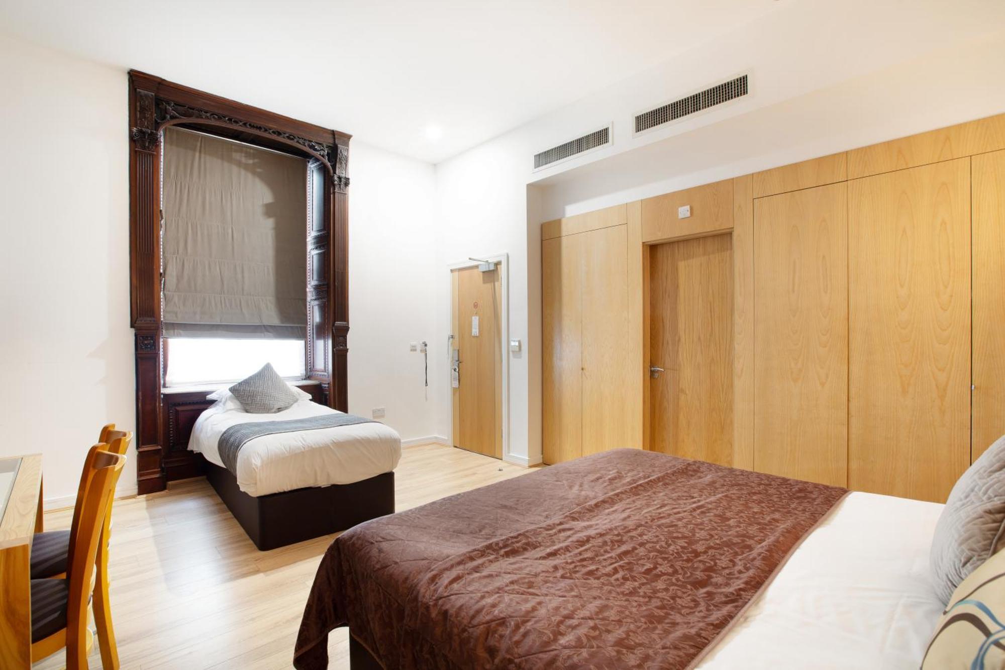 Executive Deluxe Studio Suite
