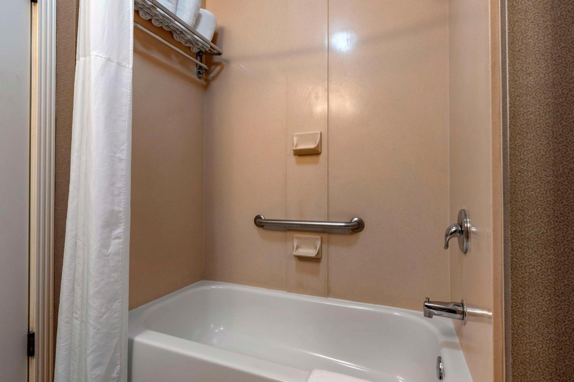 Quarto King com Varanda - Não Fumador