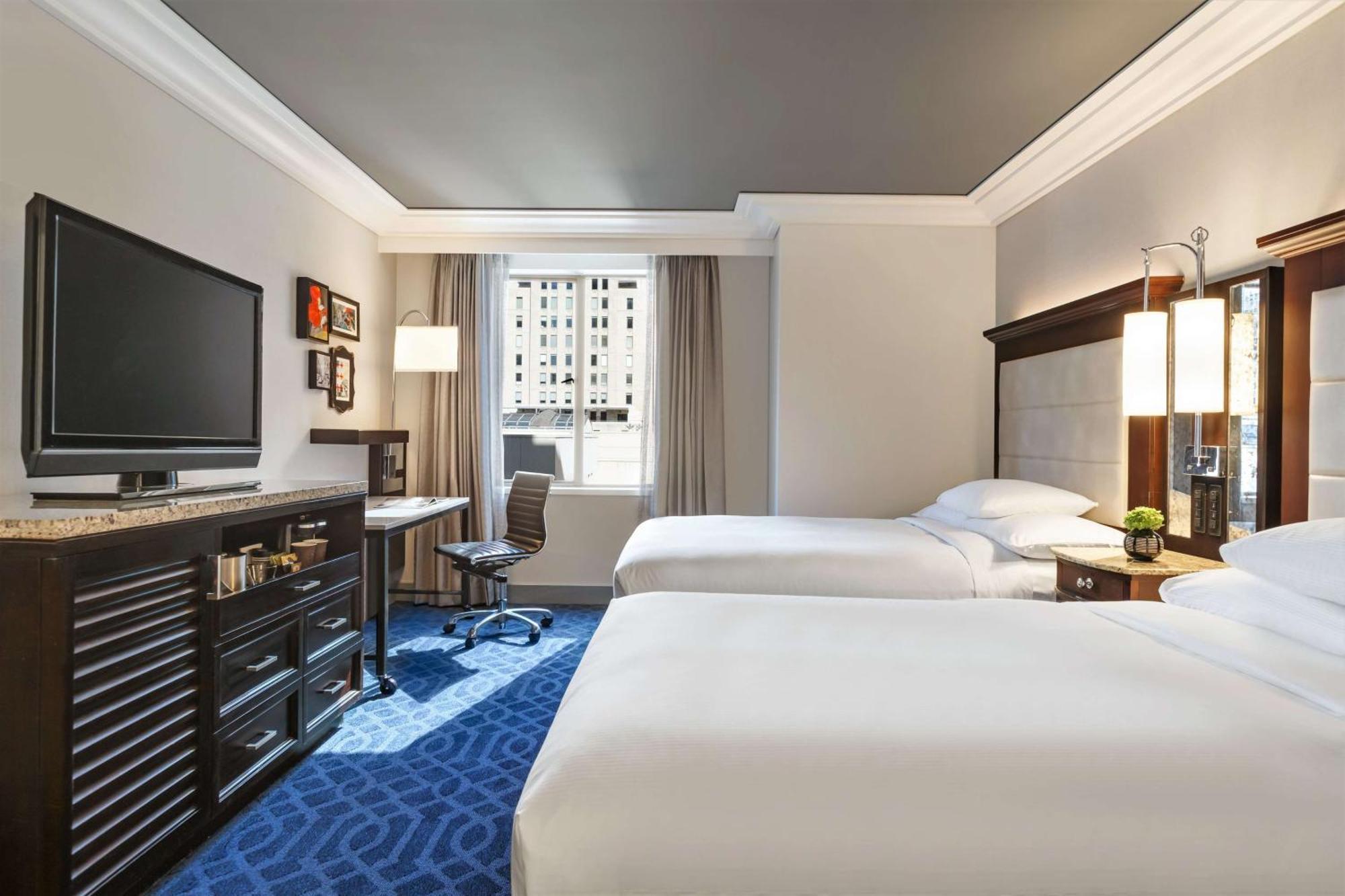 Large Deluxe Room Two Double Beds