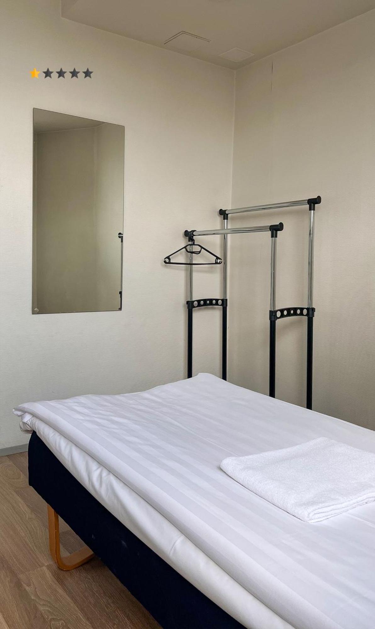Camera Singola con Bagno in Comune