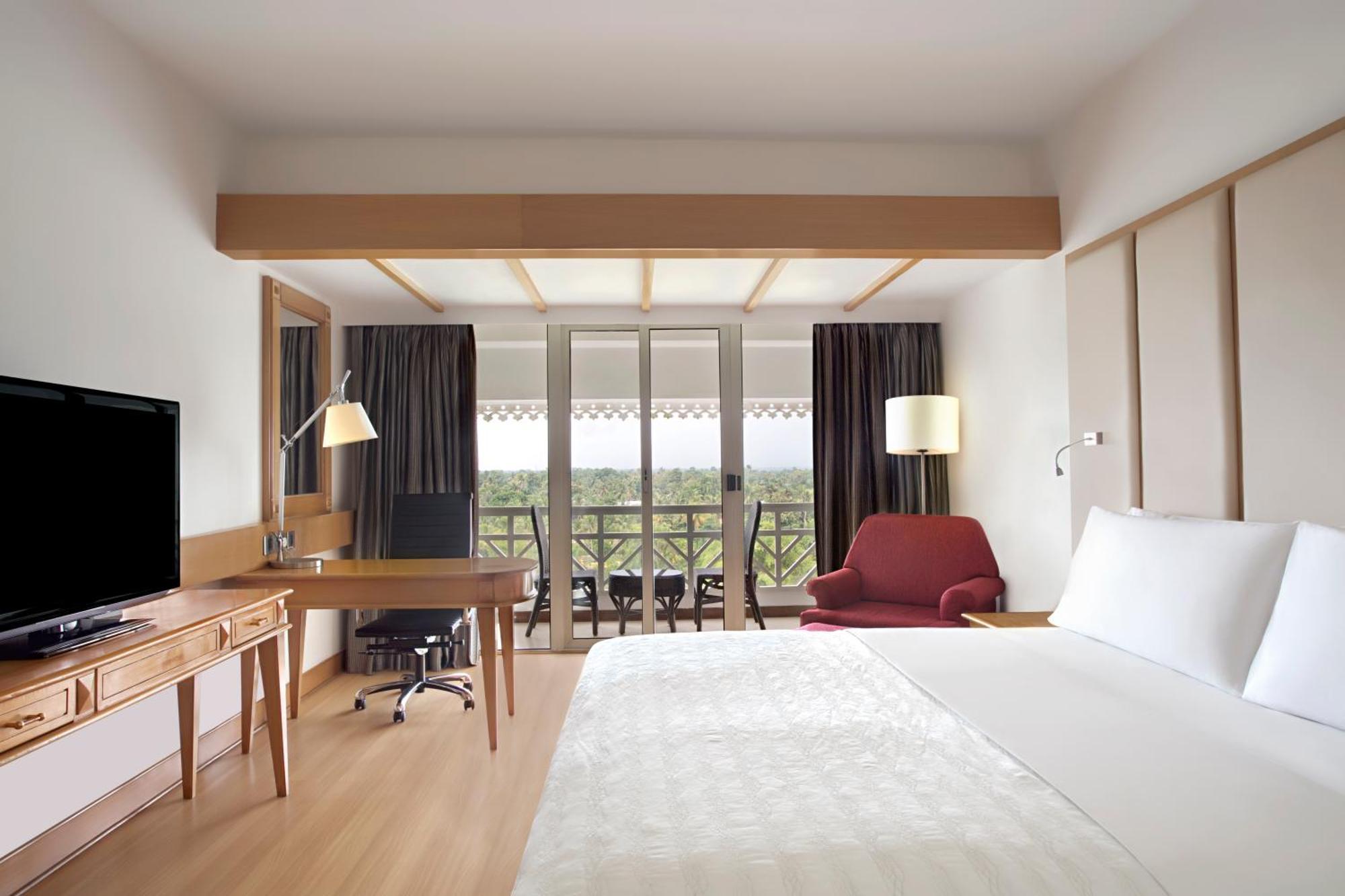 Club level, Guest room, 2 Twin, City view with 10% F & B discount,1499690881:JPEG