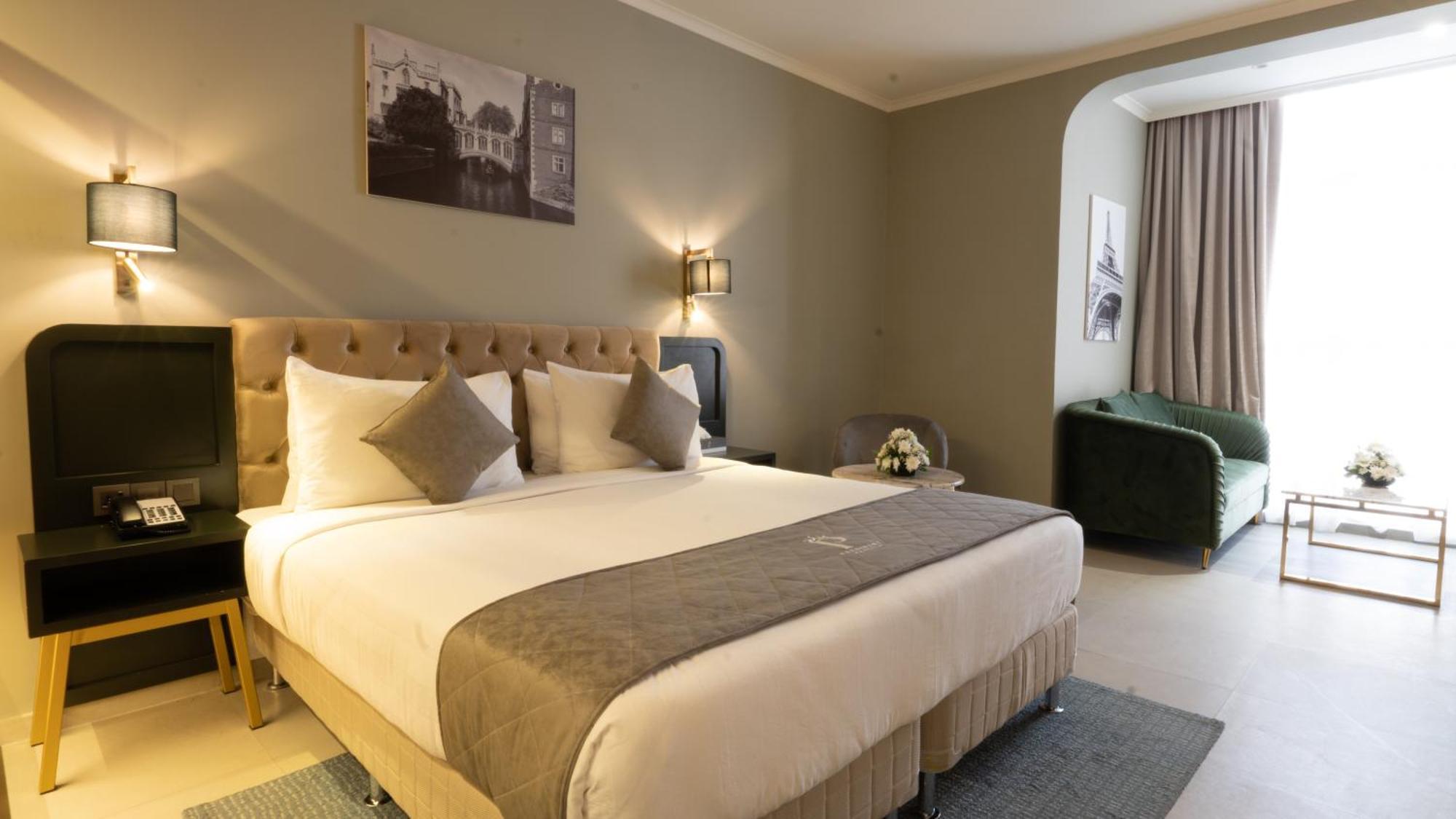 Junior Suite