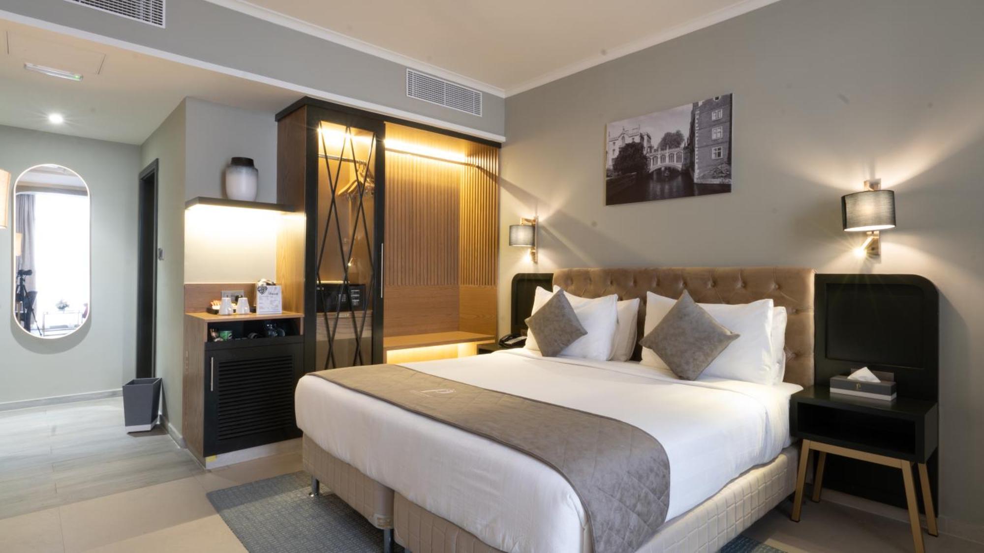 Junior Suite