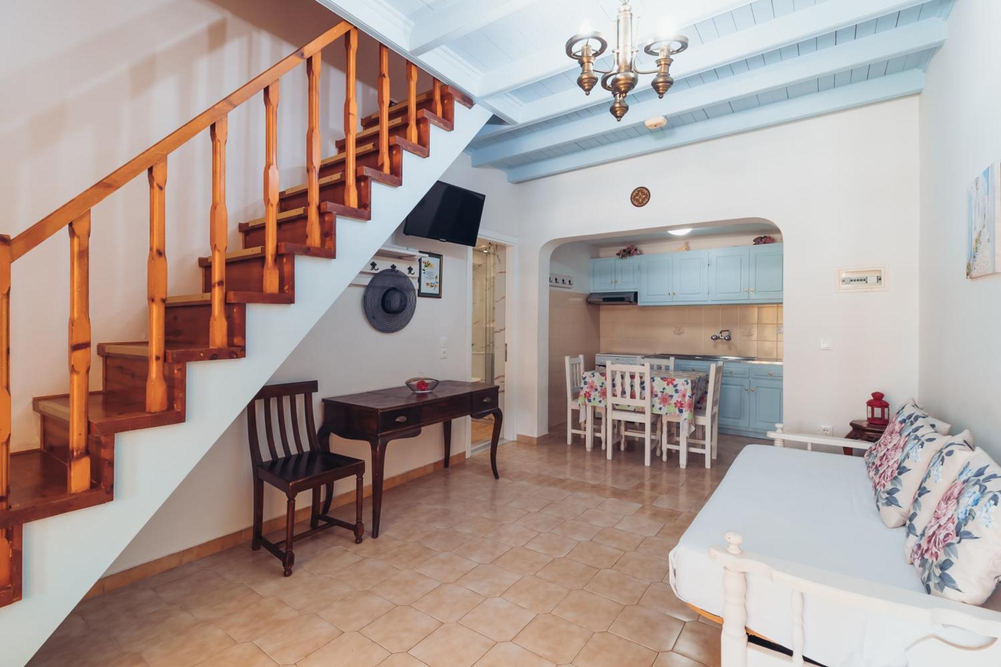 Standard Two-Bedroom Apartment Split Level Pool View