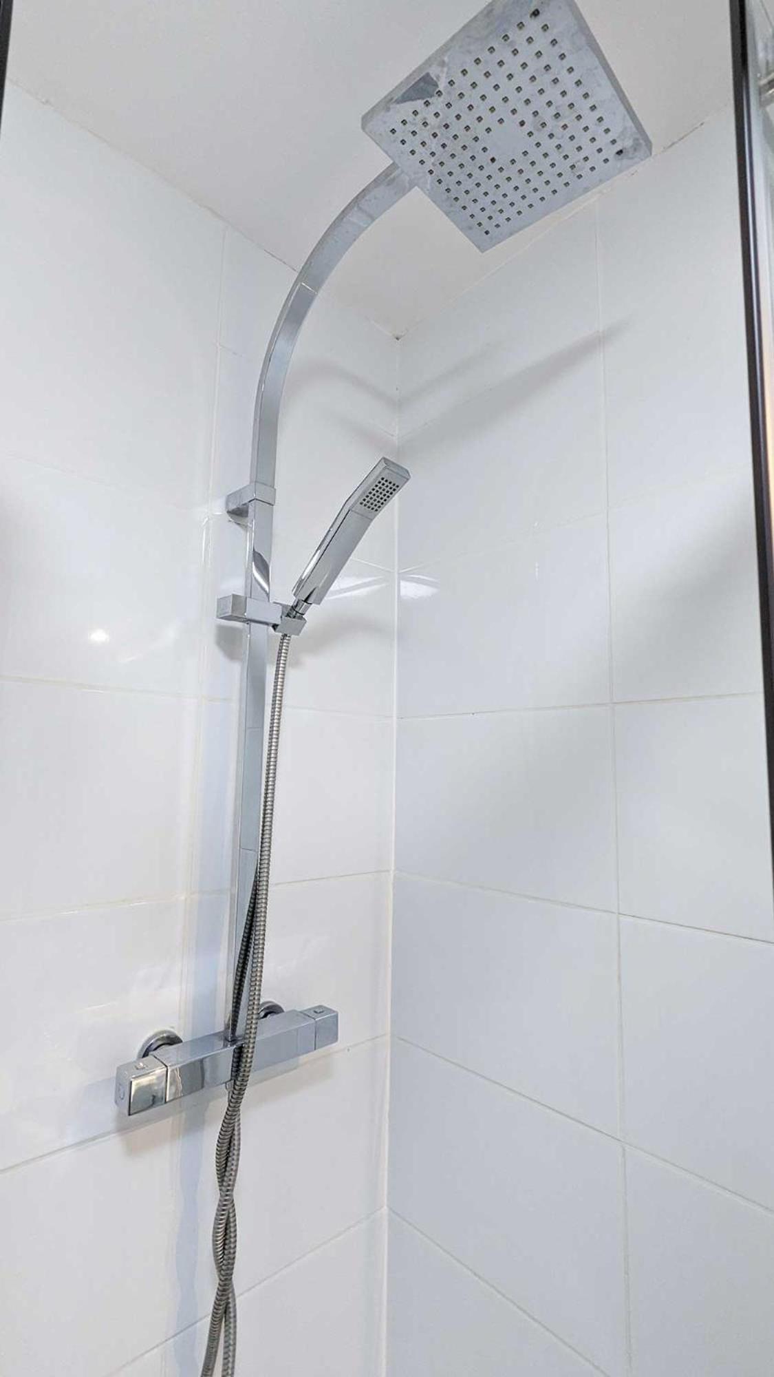 1 Bed In A Shared Mixed Dormitory,1558272892:JPEG